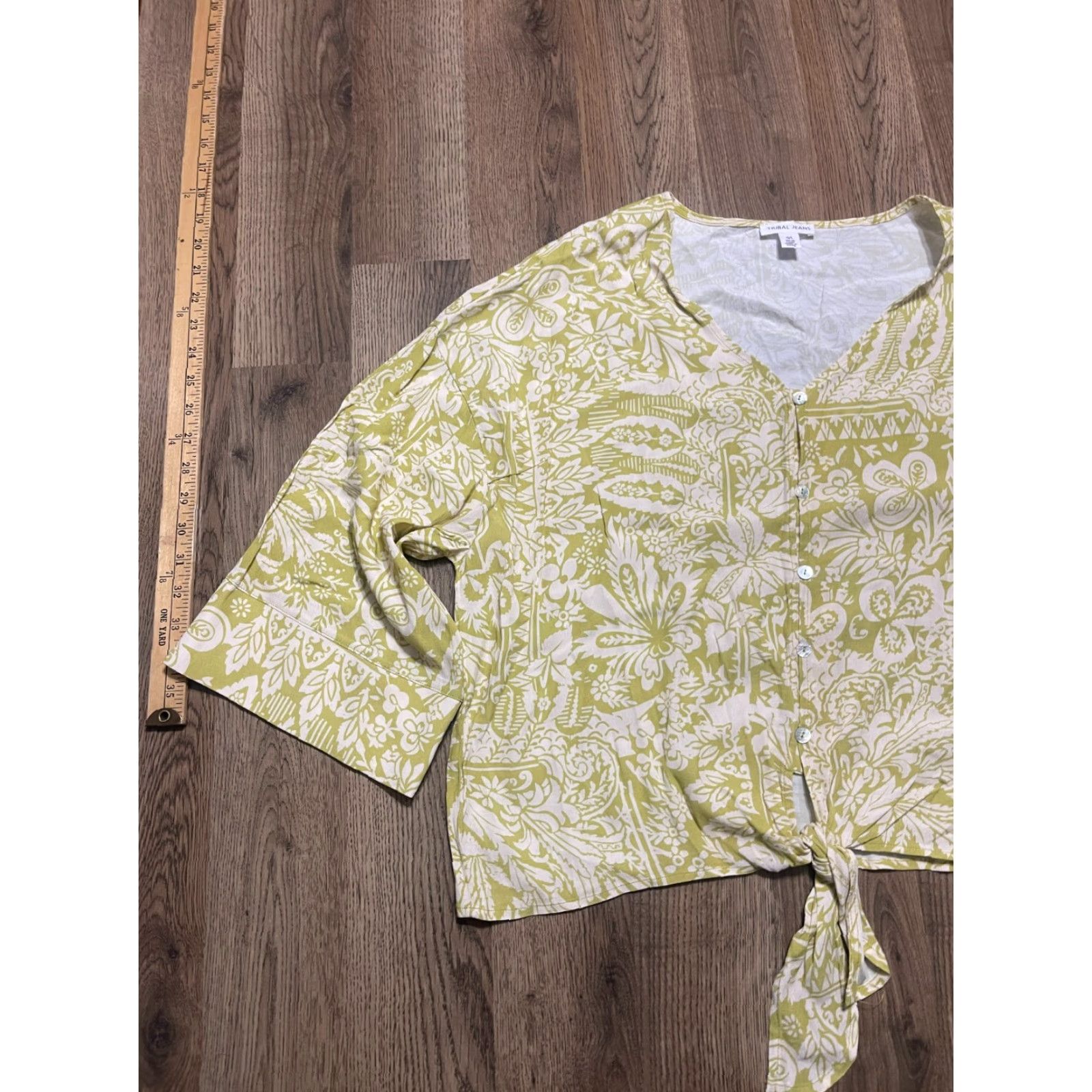 Vintage Tribal Shirt Womens Large Green White Floral V-neck Button Up Front Tie Casual Size L / US 10 / IT 46 - 3 Thumbnail