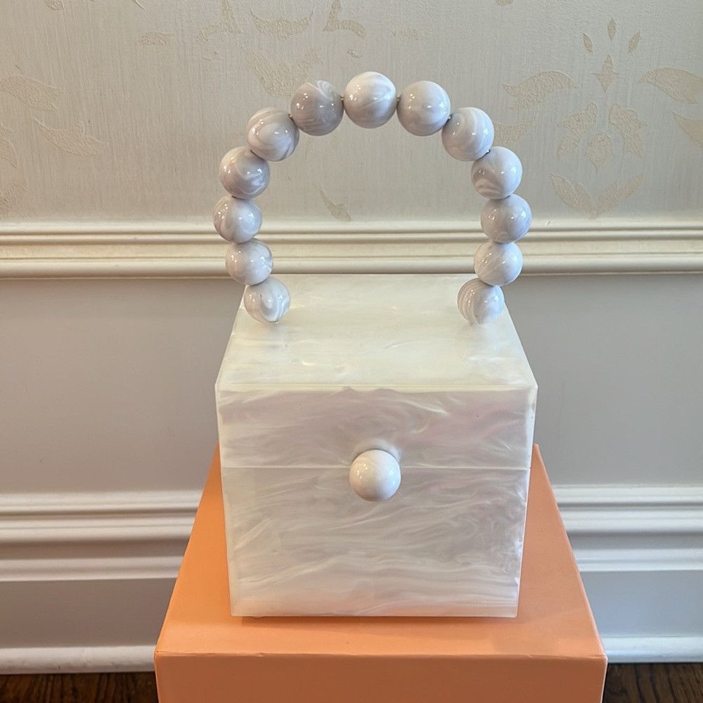 Cult Gaia Cult Gaia Eos Box Bag in Pearl Size ONE SIZE - 2 Thumbnail