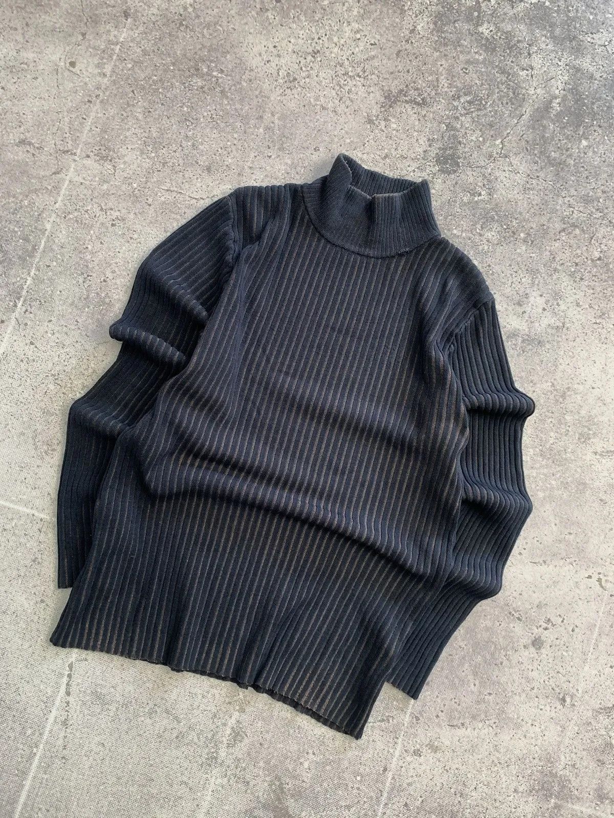 Japanese Brand Vintage Y2K Distressed Striped Sweater Faded knit Y2K Effect Size US M / EU 48-50 / 2 - 4 Thumbnail