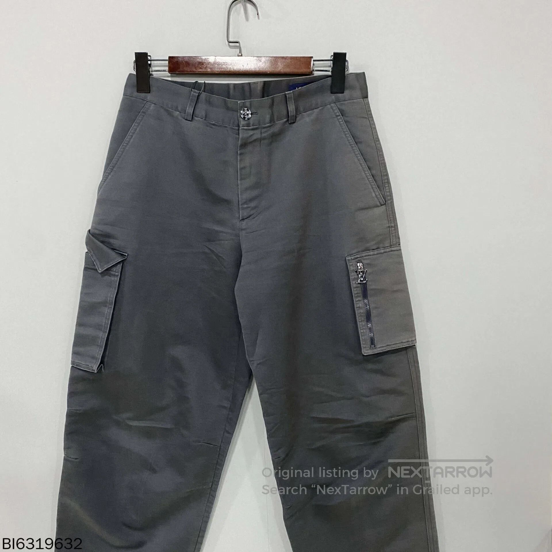Louis Vuitton gray logo work pants by Louis Vuitton. Size US 38 / EU 54 - 3 Thumbnail