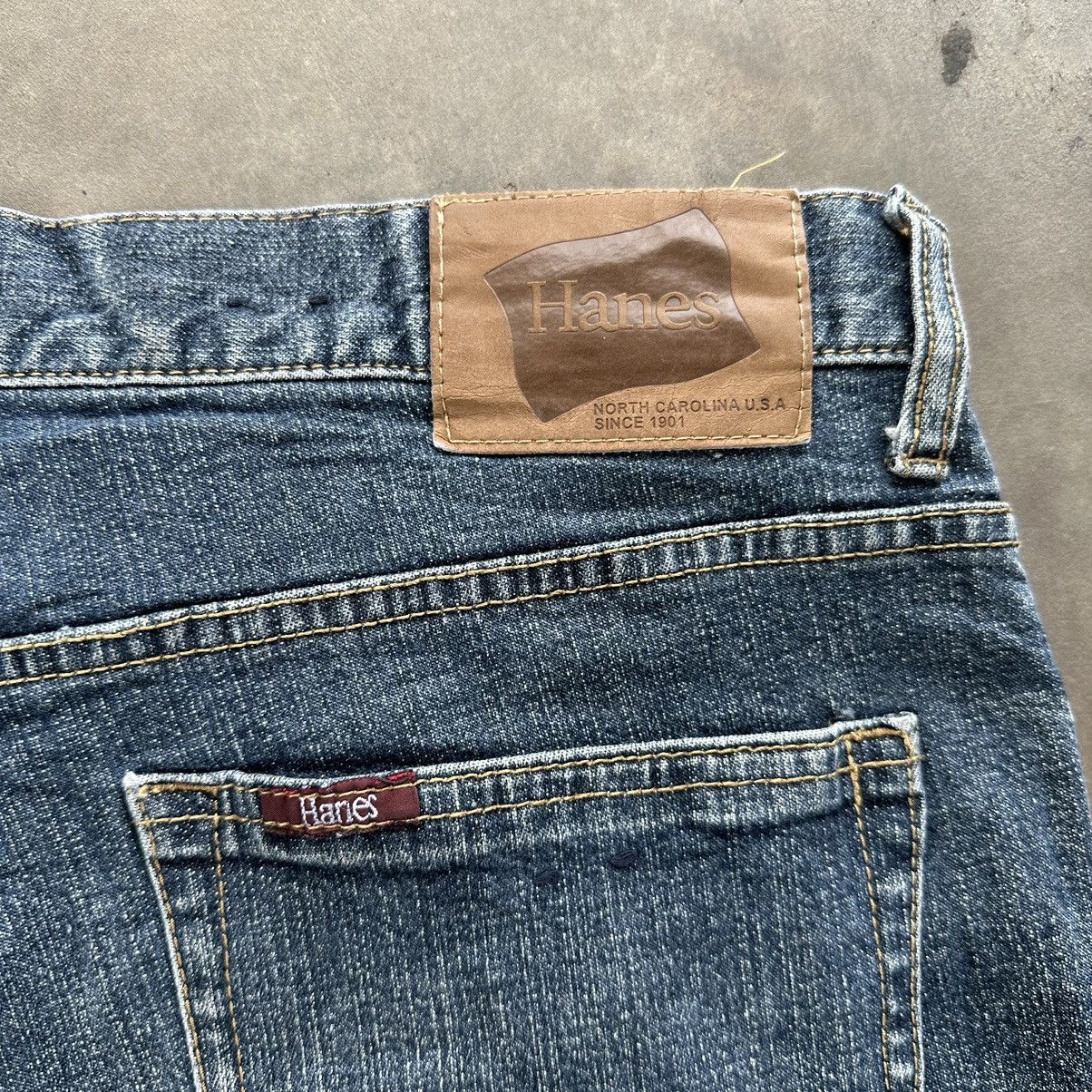 Japanese Brand Vintage Hanes Distressed Faded Denim Raw Jean Pant Size 34 Size US 34 / EU 50 - 12 Thumbnail