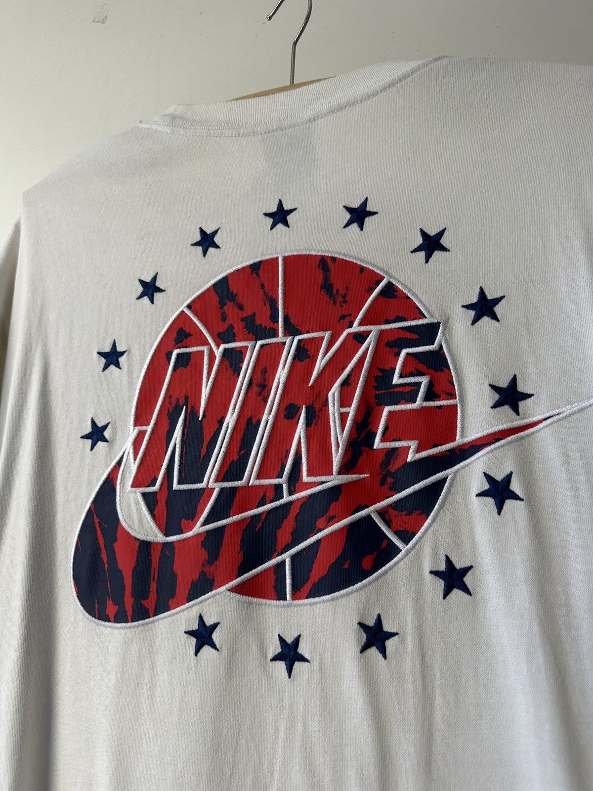 Nike Vintage Nike Basketball Stars T-Shirt Size US L / EU 52-54 / 3 - 2 Thumbnail