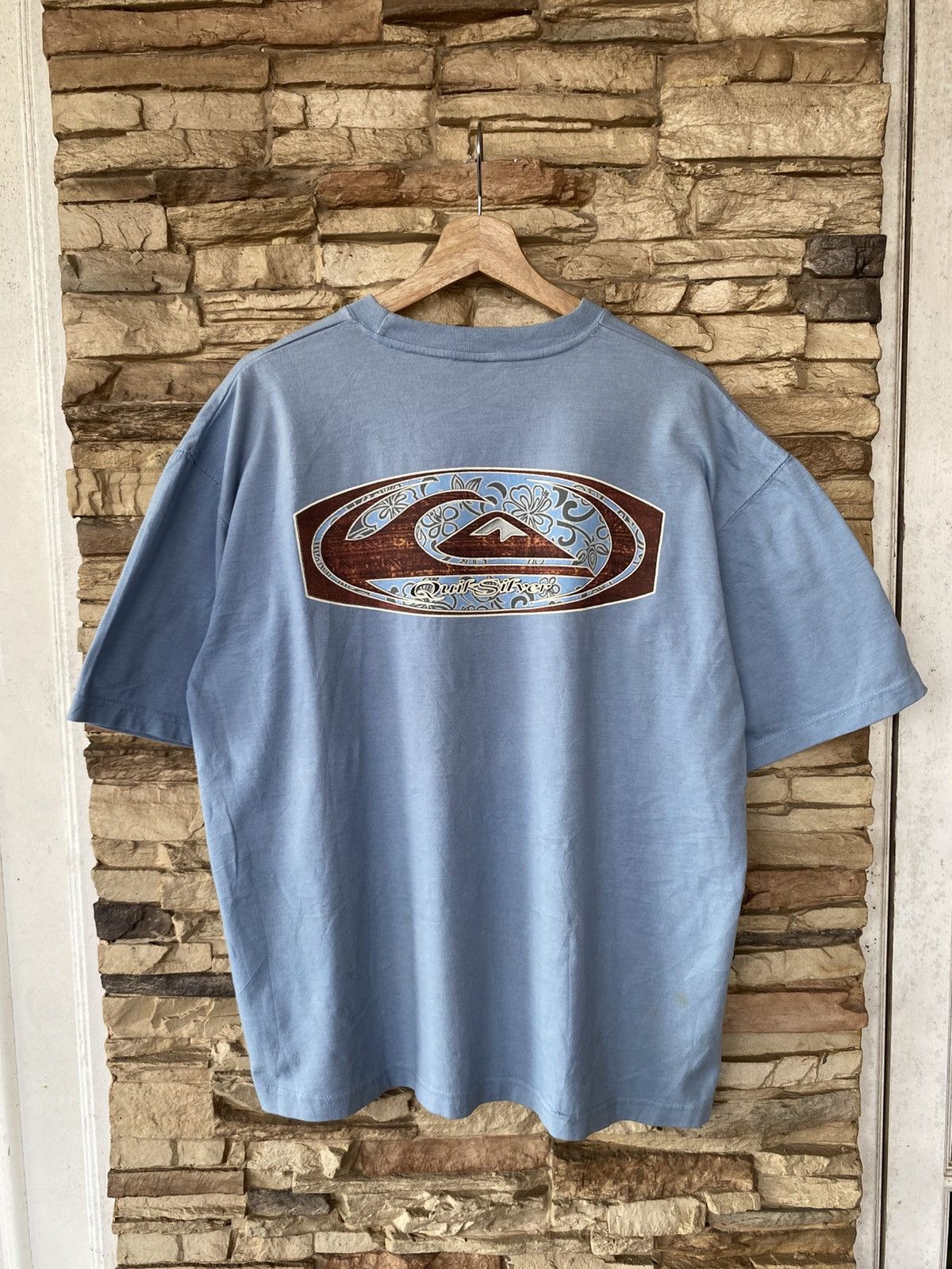 Quiksilver Vintage 90s Quiksilver Backhit Logo Surfing Tees Size US L / EU 52-54 / 3 - 1 Thumbnail