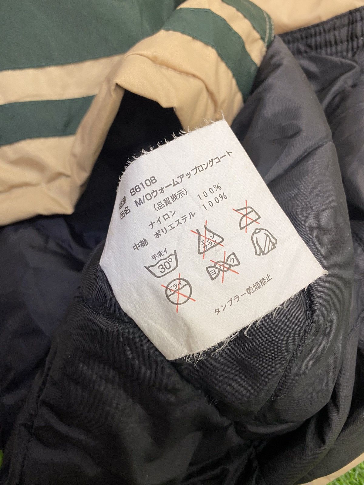 Disney × Japanese Brand × Vintage 🔥RARE🔥MICKEY MOUSE HOODIE JACKET Size US M / EU 48-50 / 2 - 12 Thumbnail