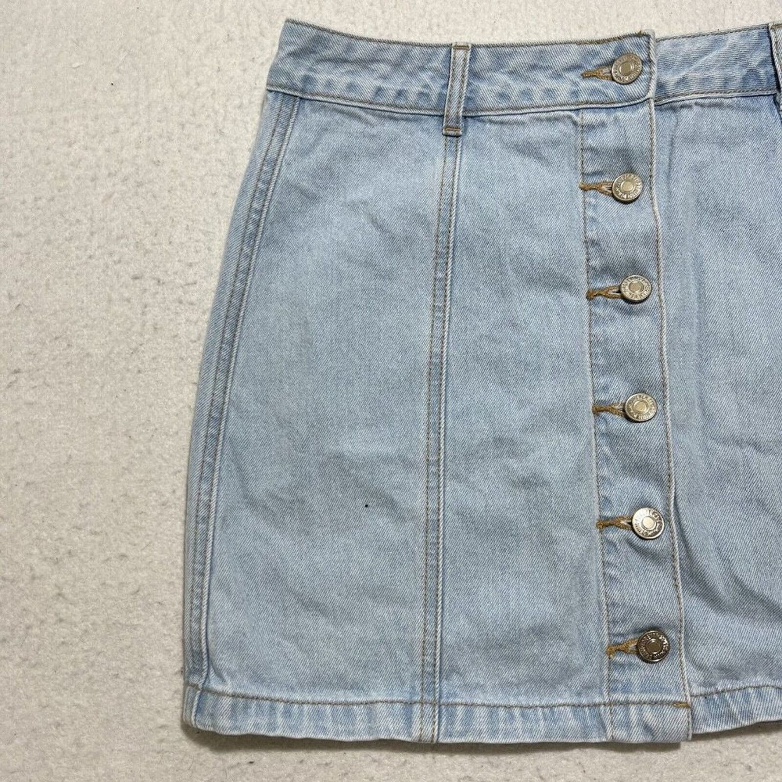 Forever 21 Forever 21 Jean Mini Skirt Metal Button Front Blue Denim Size 29" - 2 Thumbnail