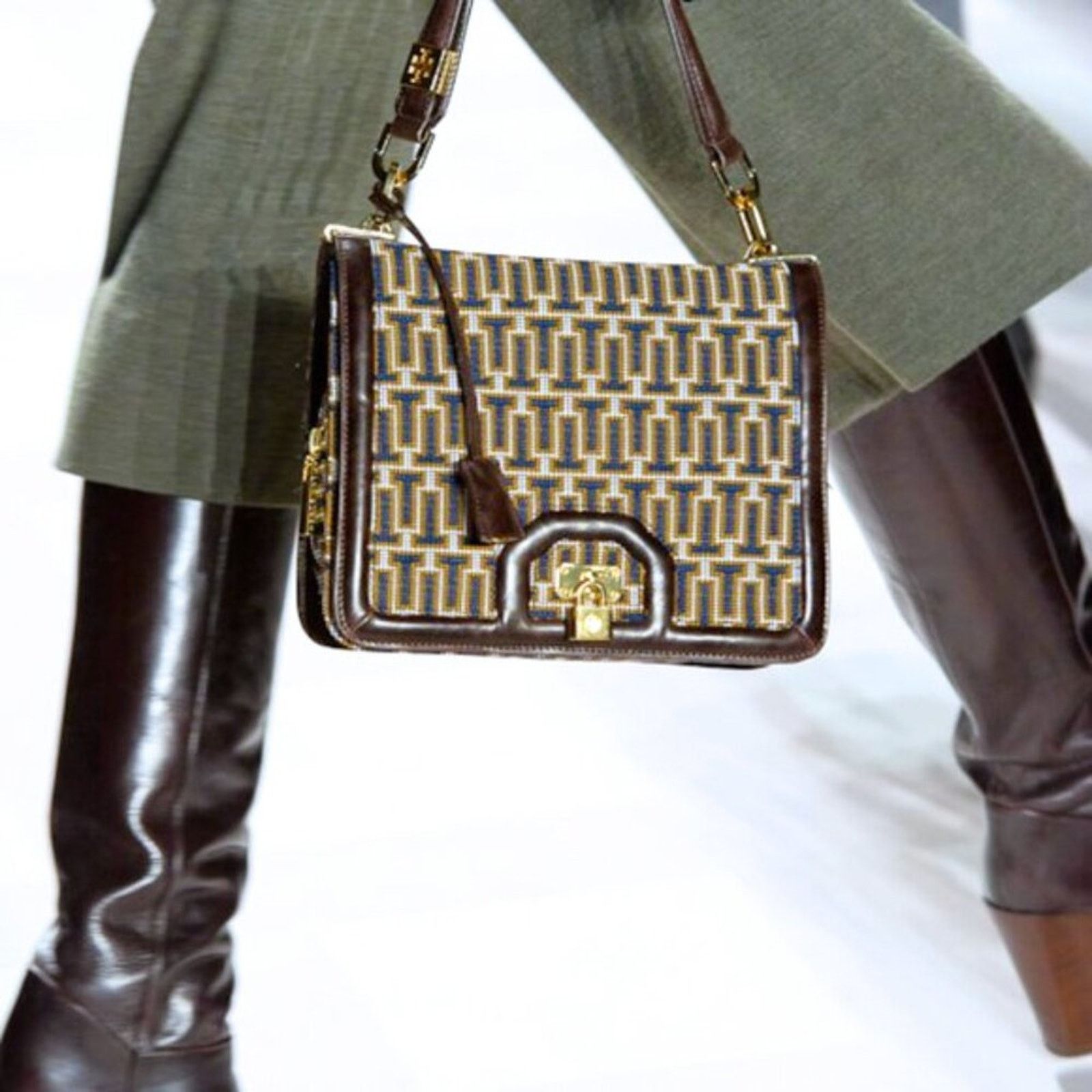 Tory Burch Tory Burch RARE 2011 runway woven shoulder bag w/mirror EUC Size ONE SIZE - 2 Thumbnail