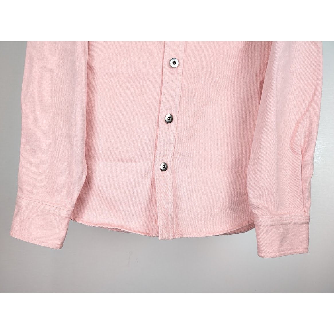 Bottega Veneta o1rshd1 Washed Colorured Denim Shirt in Camelia Size US M / EU 48-50 / 2 - 5 Thumbnail