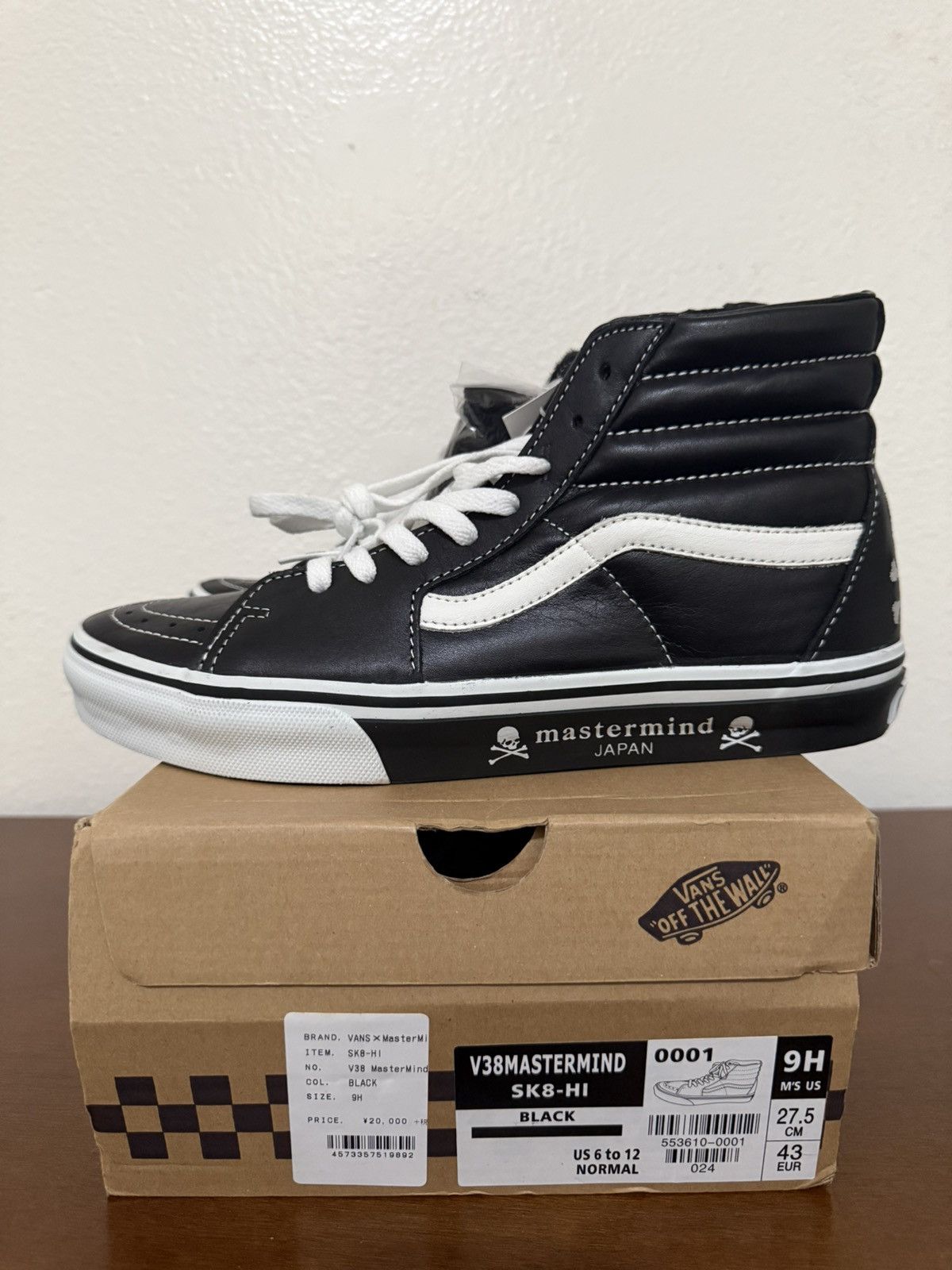 Mastermind Japan × Vans Vans Mastermind Sk8 Hi Size US 9.5 / EU 42-43 - 1 Thumbnail