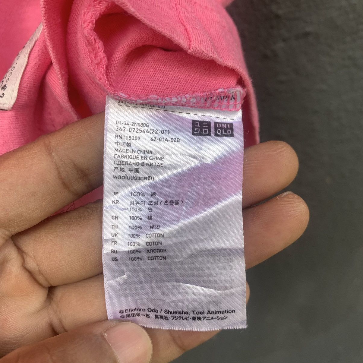 Uniqlo Tony Chopper One Piece X Uniqlo Japanese Brand Tee Size US L / EU 52-54 / 3 - 6 Thumbnail