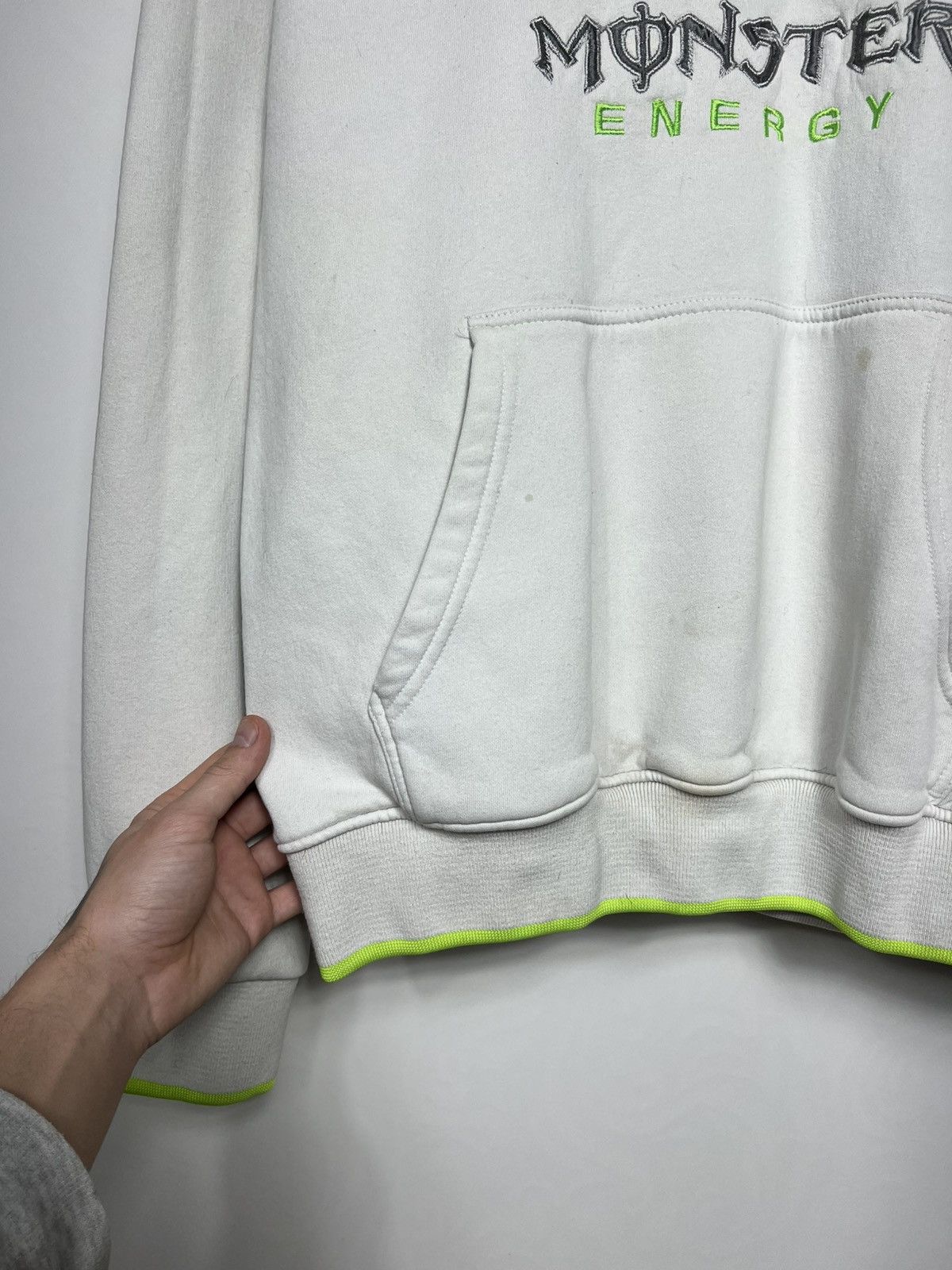 DC Vintage DC Monster Energy Embroidered Logo Distressed Hoodie Size US L / EU 52-54 / 3 - 4 Thumbnail