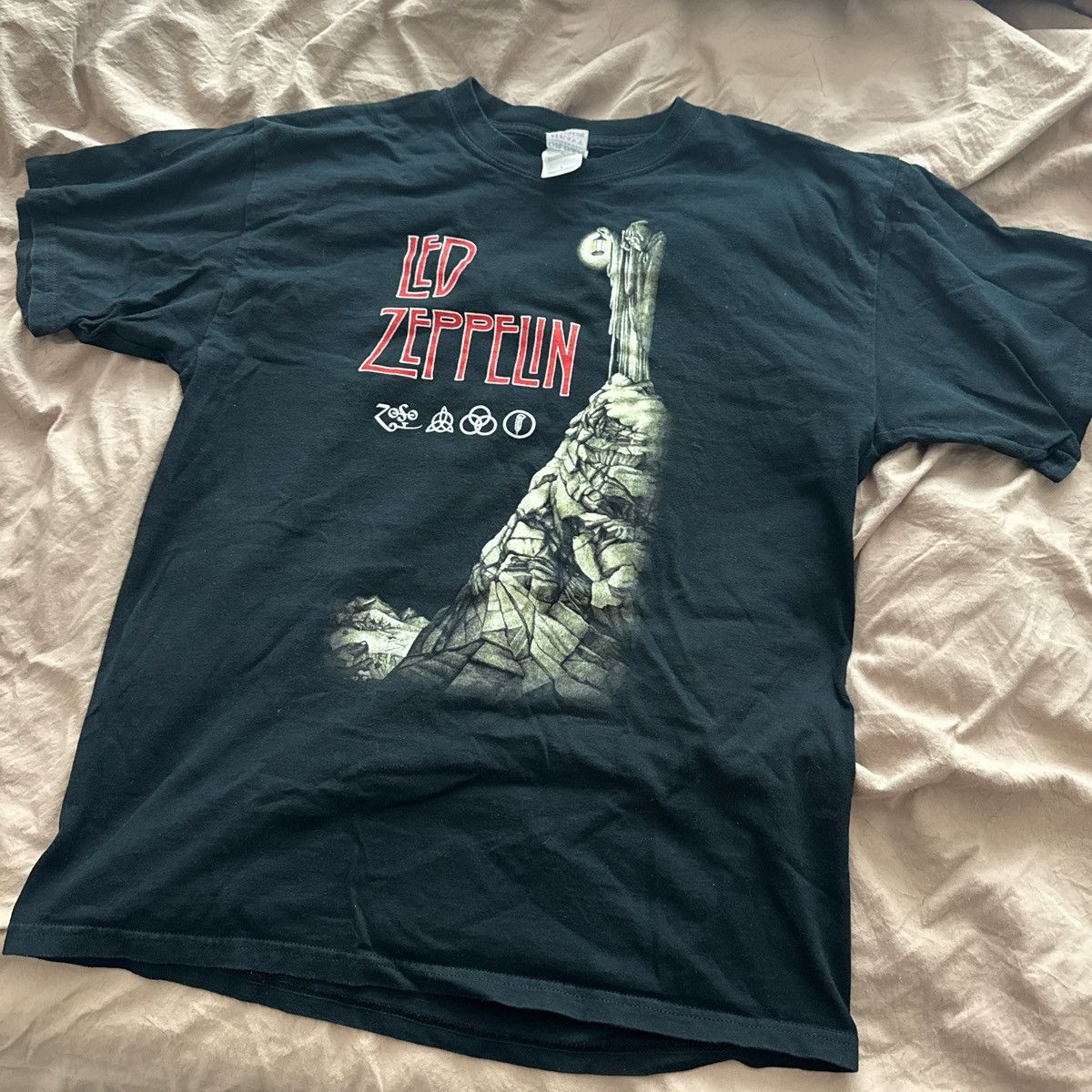 Vintage 2000s Led Zeppelin band tee Size US L / EU 52-54 / 3 - 1 Thumbnail