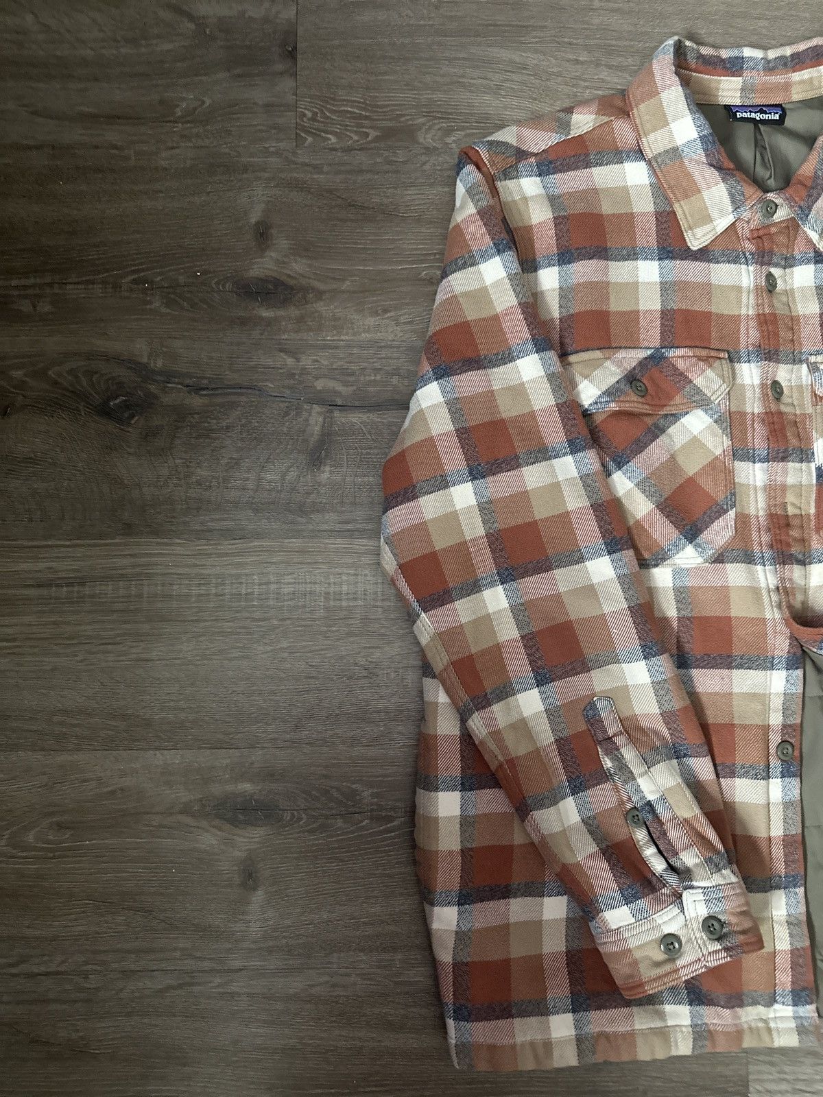 Patagonia Lightweight Insulated Fjord Flannel Jacket XL Mojave Khaki Size US XL / EU 56 / 4 - 4 Thumbnail