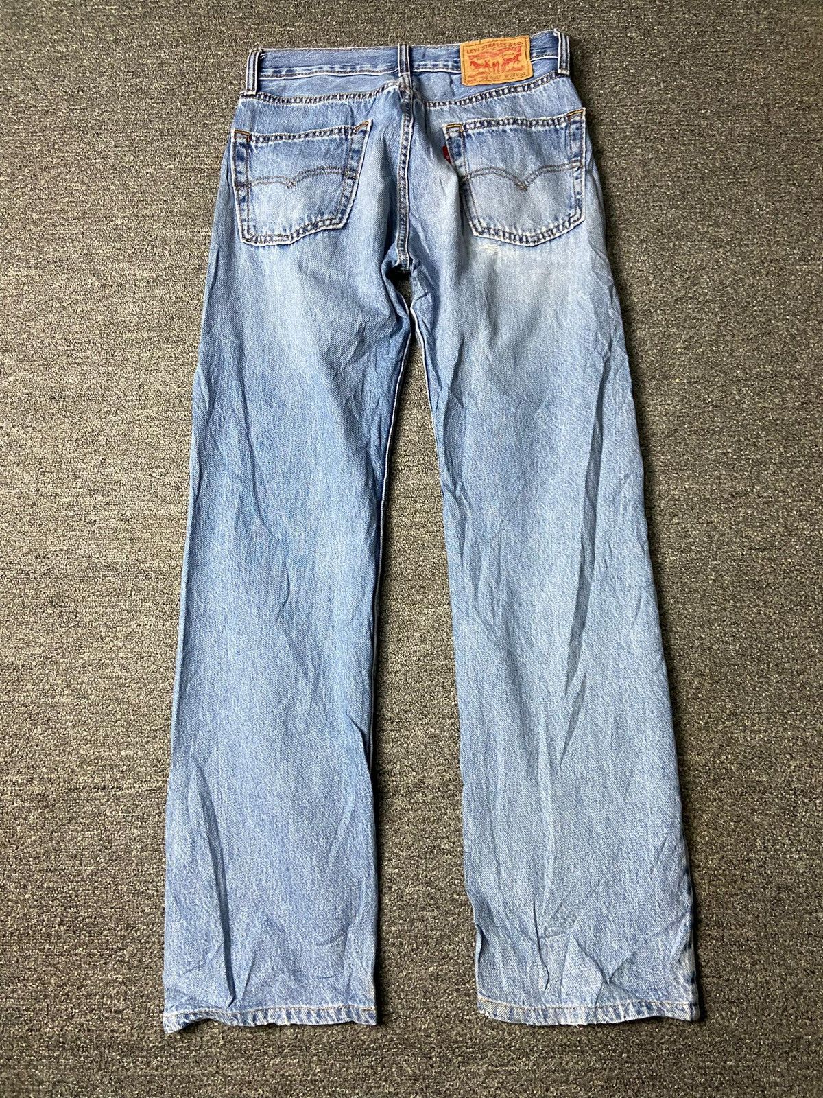 Levi's Levis Strauss Co. Relaxed Fit Straight Denim Jeans (158) Size US 29 - 2 Thumbnail