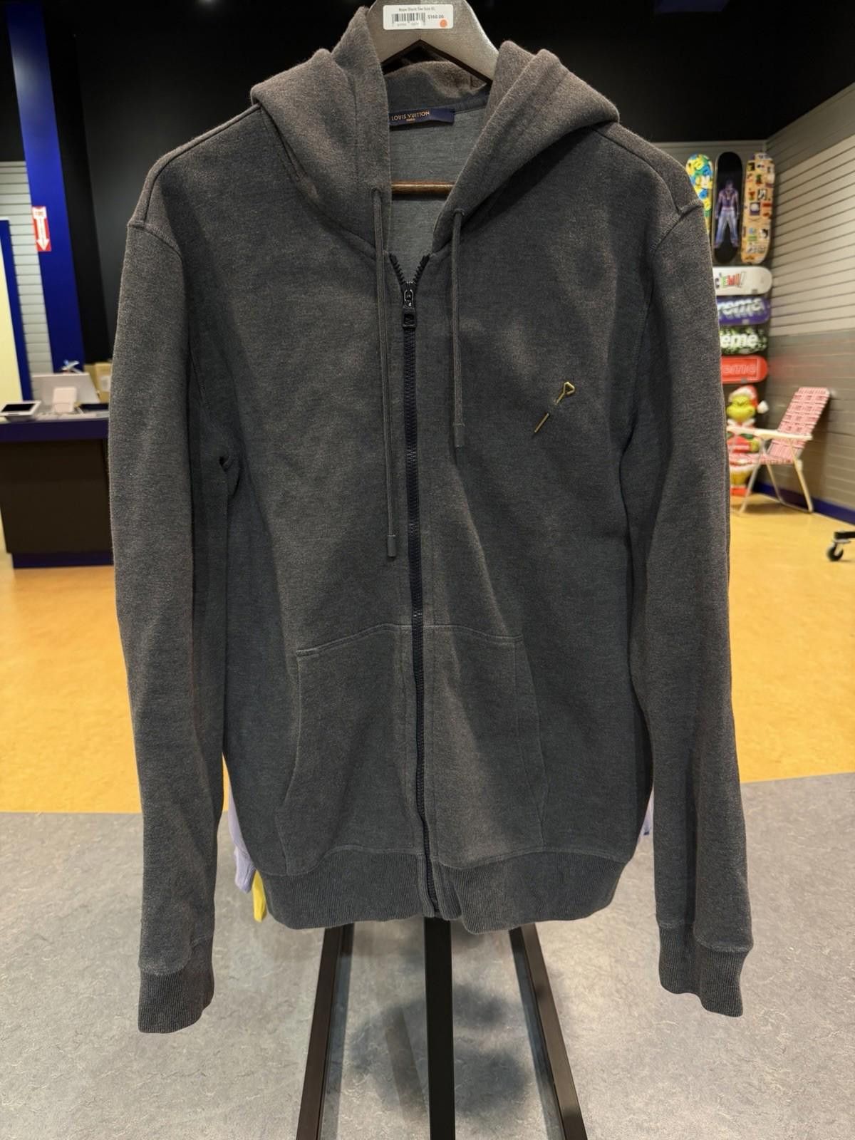 Louis Vuitton LOUIS VUITTON - MEN’S Gray "LV" HOODIE ZIP UP - Size XXL Size US XXL / EU 58 / 5 - 2 Thumbnail