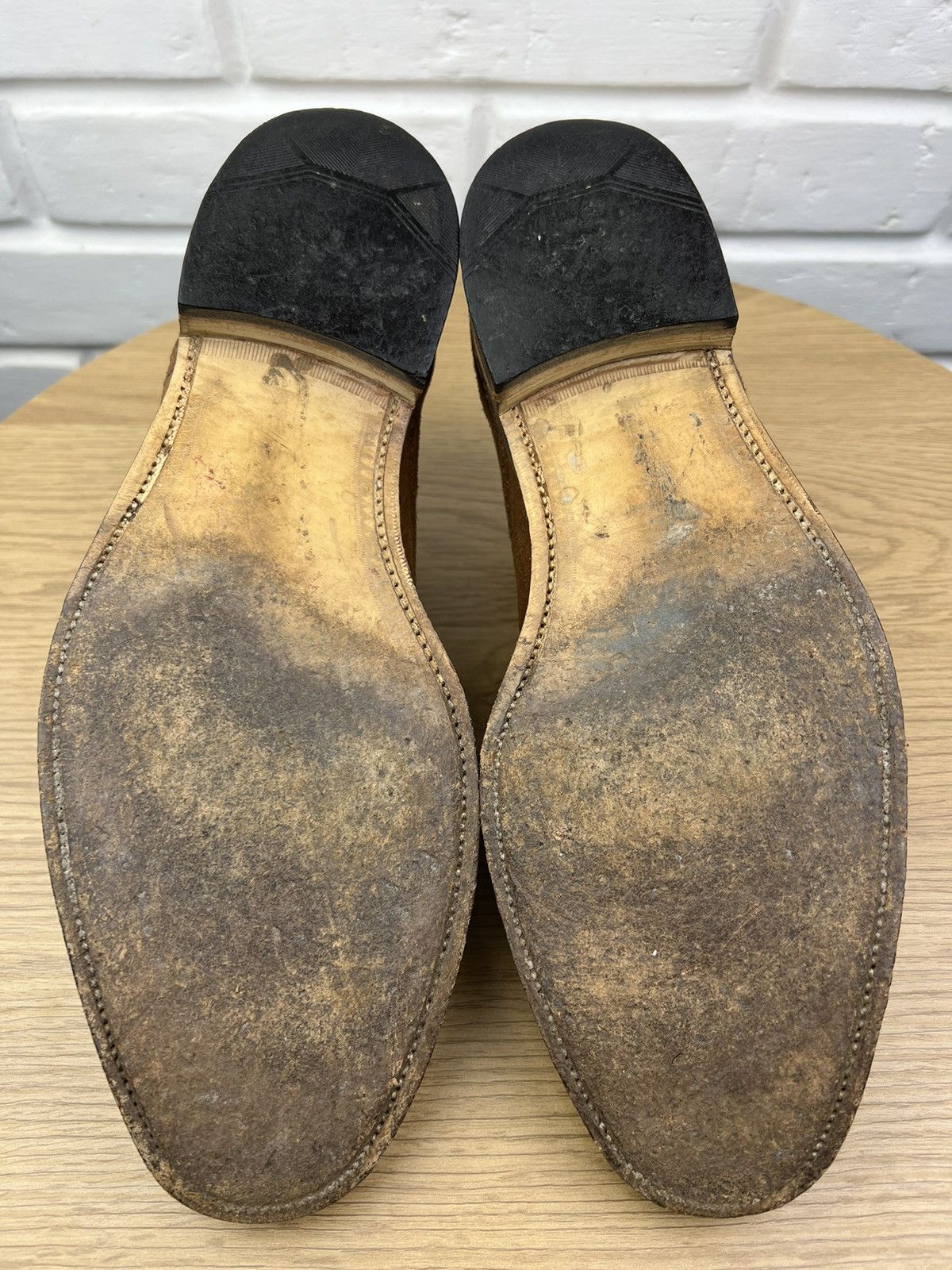 Loake LOAKE Derby Suede Shoes Lace Up Handmade in England Brown Size US 12 / EU 45 - 10 Thumbnail