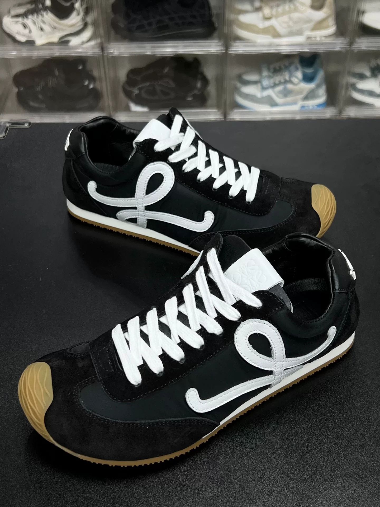 Loewe Loewe Running Black Lowtop Sneakers us_8 Women Size US 8 / IT 38 - 1 Thumbnail