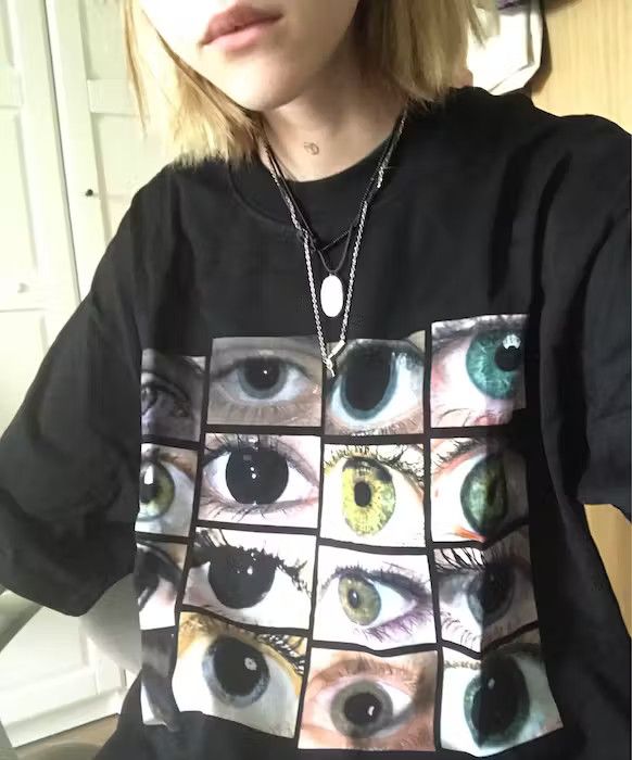 Japanese Brand Eye world Tshirt Size US L / EU 52-54 / 3 - 5 Thumbnail