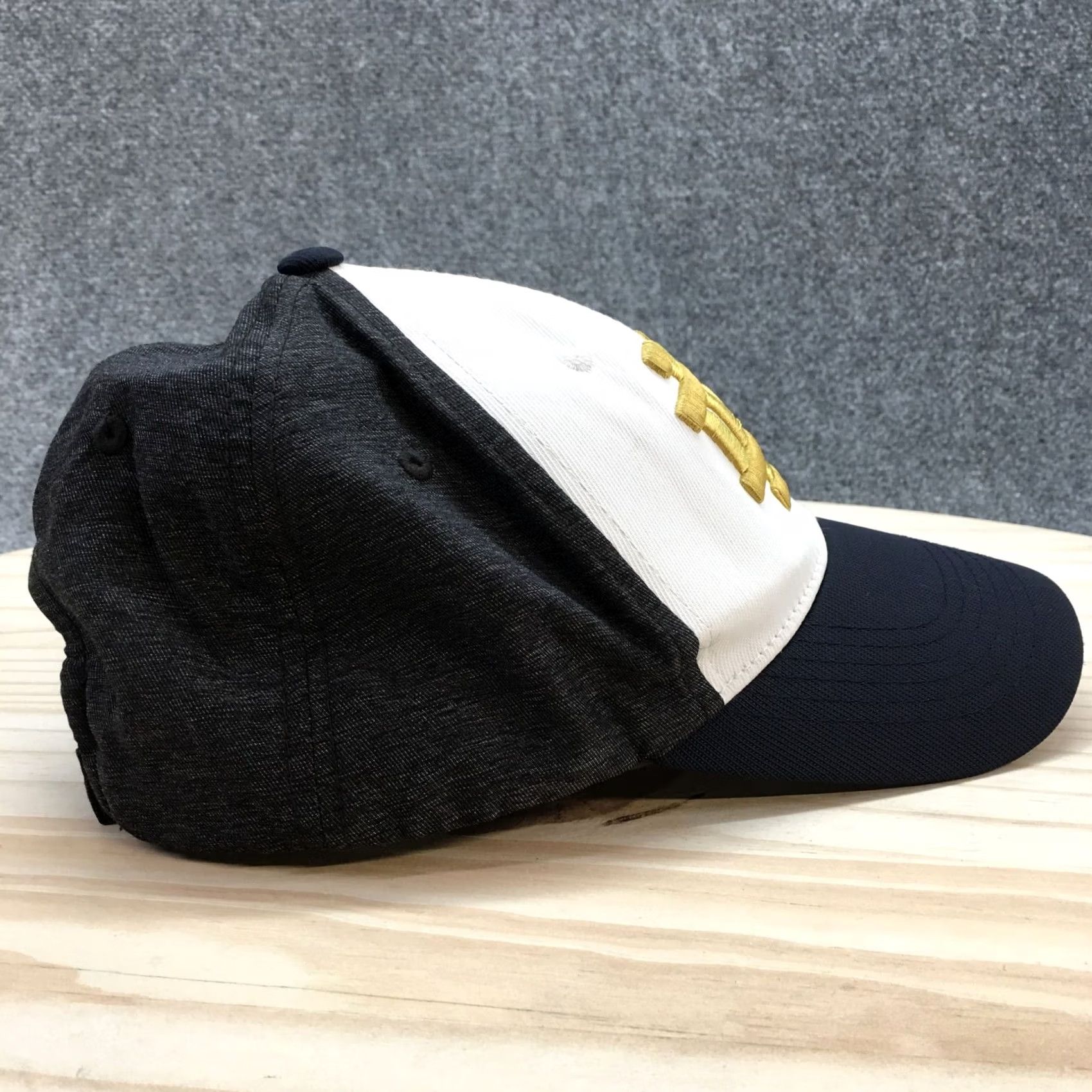Vintage Notre Dame Fighting Irish Baseball Cap Hat Mens OS Multi Adjustable Embroidered Size ONE SIZE - 5 Thumbnail
