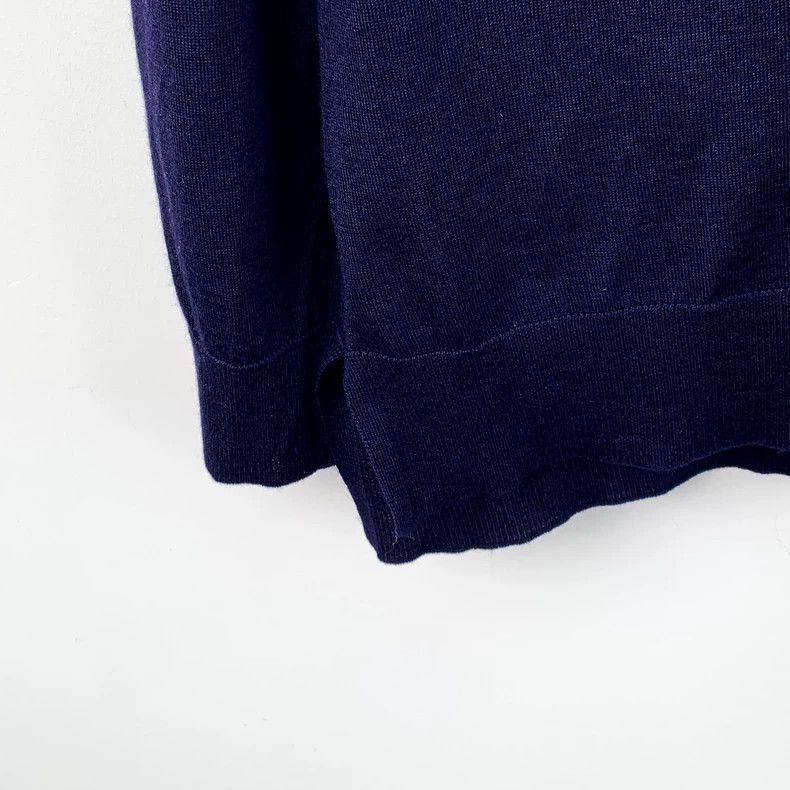 Louis Vuitton Louis Vuitton Navy Blue V-Neck Wool Long-Sleeve Sweater Size US XL / EU 56 / 4 - 4 Thumbnail