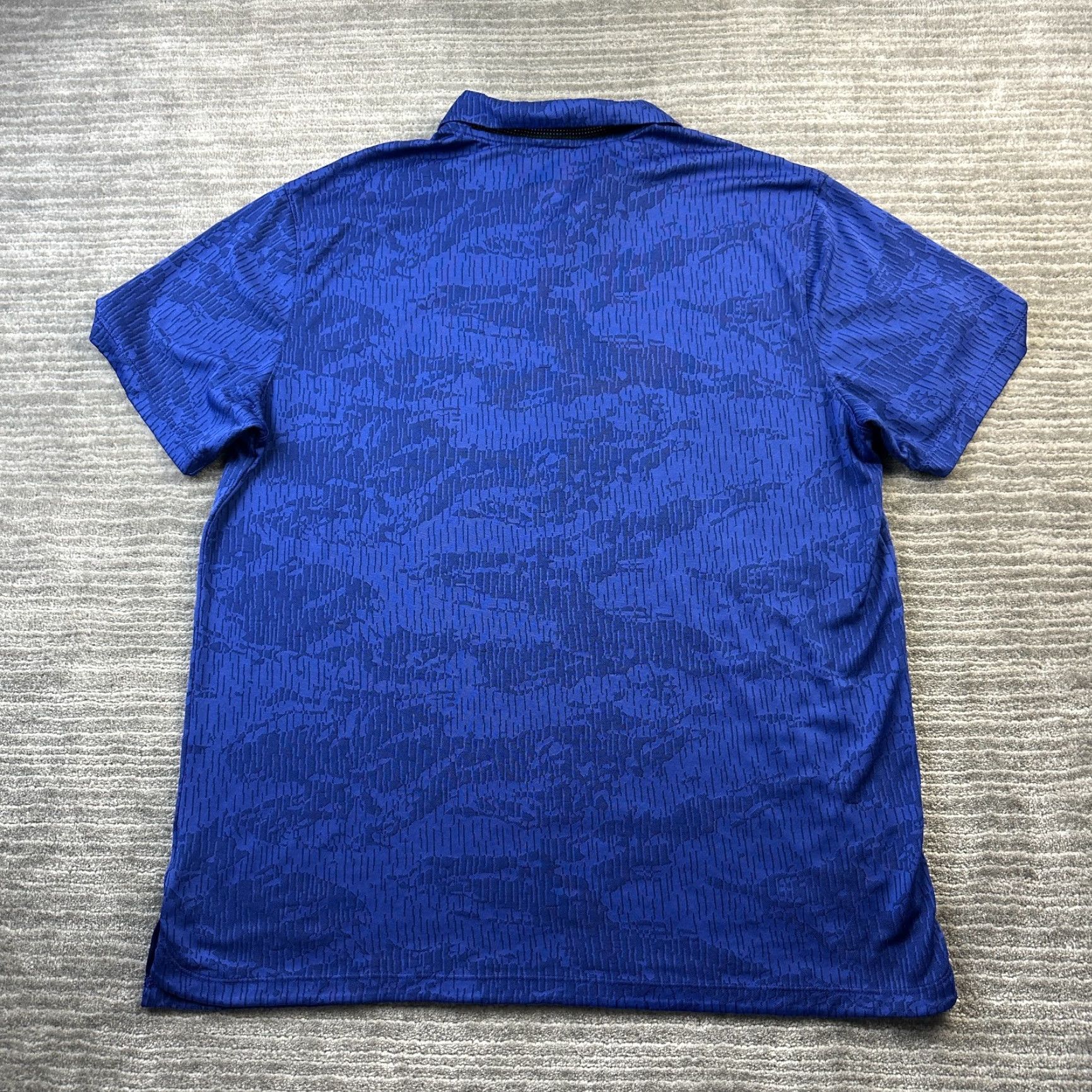 Nike Nike Polo Shirt Mens Large Blue Camouflage All Over Print Dri Fit Golf Tour Size US L / EU 52-54 / 3 - 2 Thumbnail