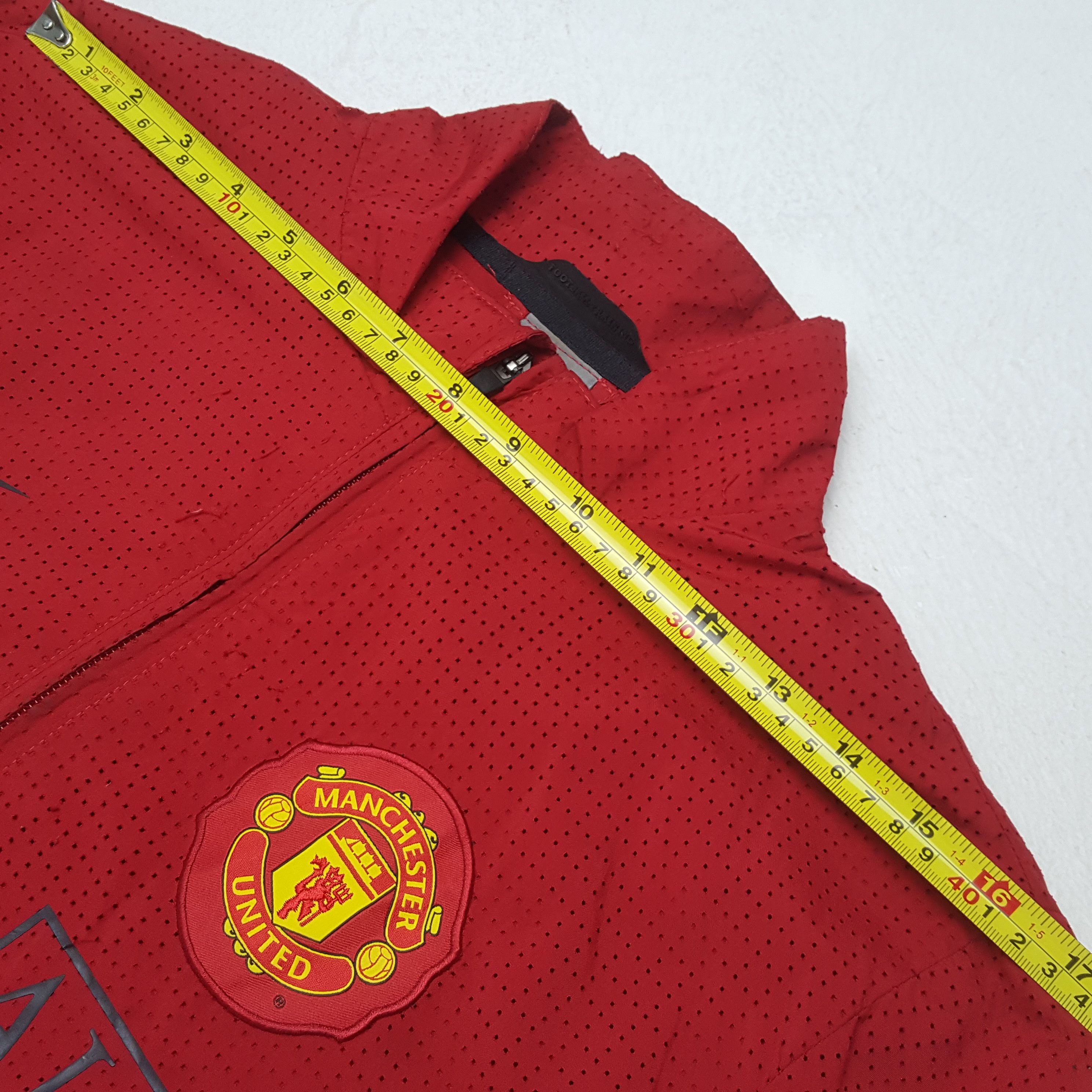 Nike Vintage Nike Manchester United Club Jacket C302N15 Size US S / EU 44-46 / 1 - 4 Thumbnail