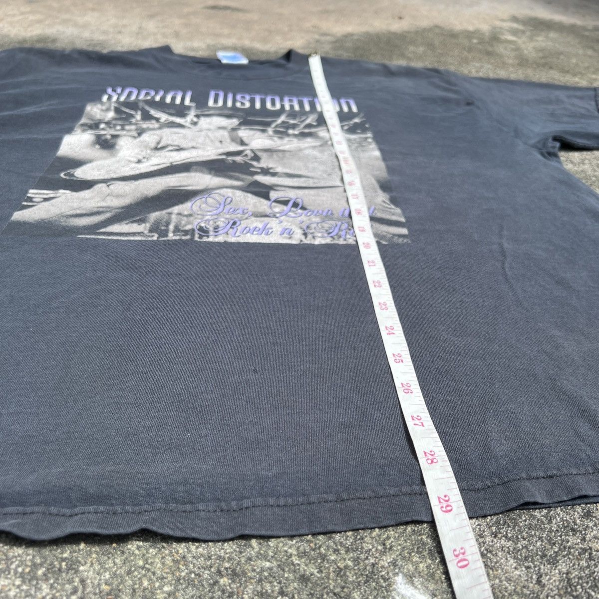 Band Tees Vintage Y2K Social Distortion Promo Tour Tee 2XL Faded Size US XXL / EU 58 / 5 - 10 Thumbnail