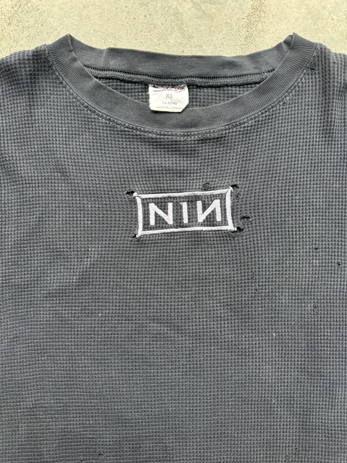 Band Tees Vintage nine inch nails NIN thermal shirt Size US XXL / EU 58 / 5 - 4 Thumbnail