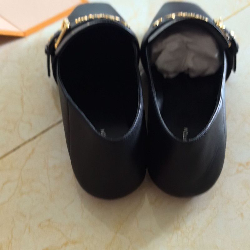 Louis Vuitton Louis Vuitton Black Casual Loafers for Women Size US 8 / IT 38 - 3 Thumbnail