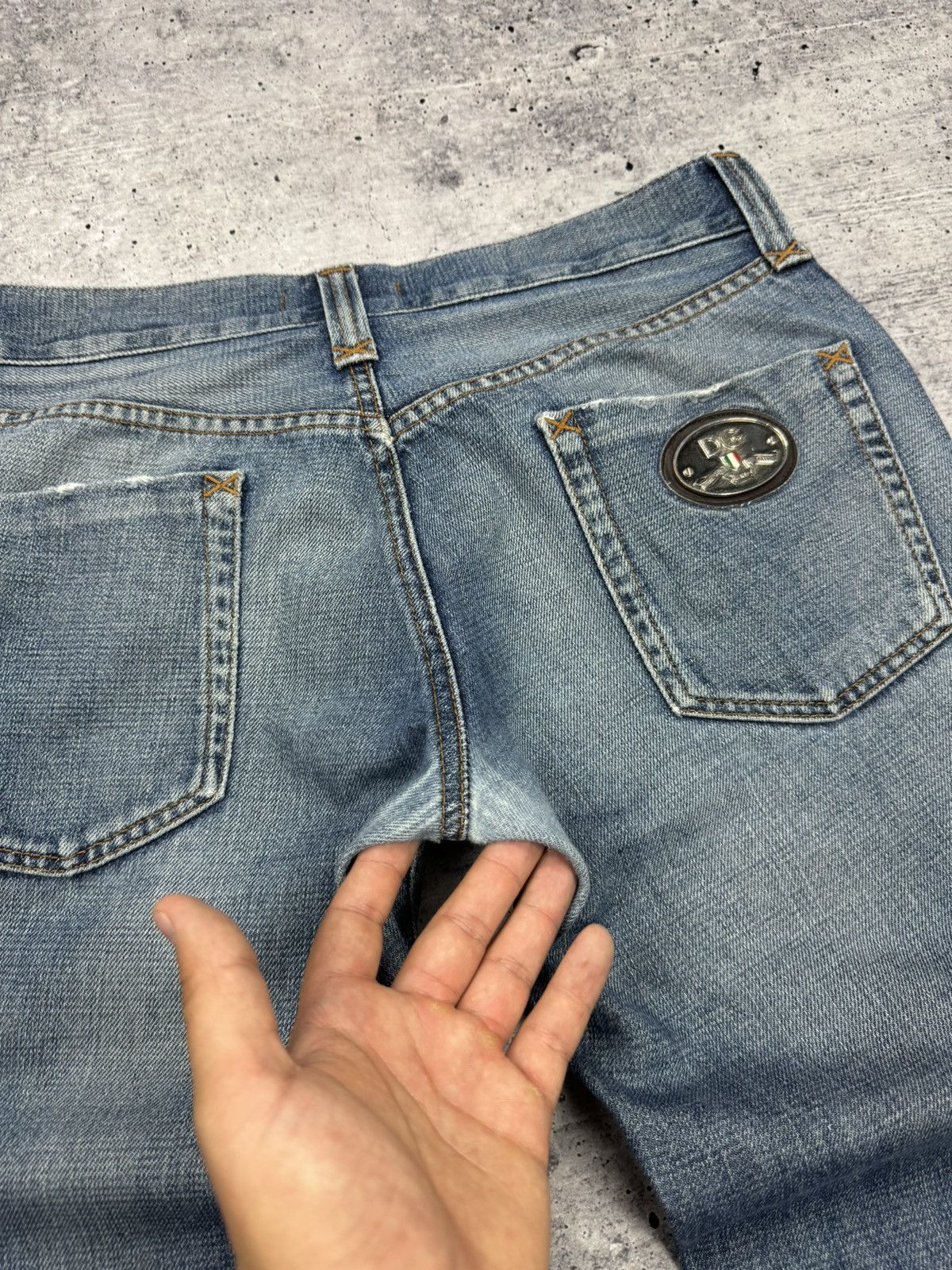 Dolce & Gabbana × Vintage Dolce&Gabbana Metal Pocket Big Logo Blue Stonewashed Jeans Size US 32 / EU 48 - 23 Thumbnail