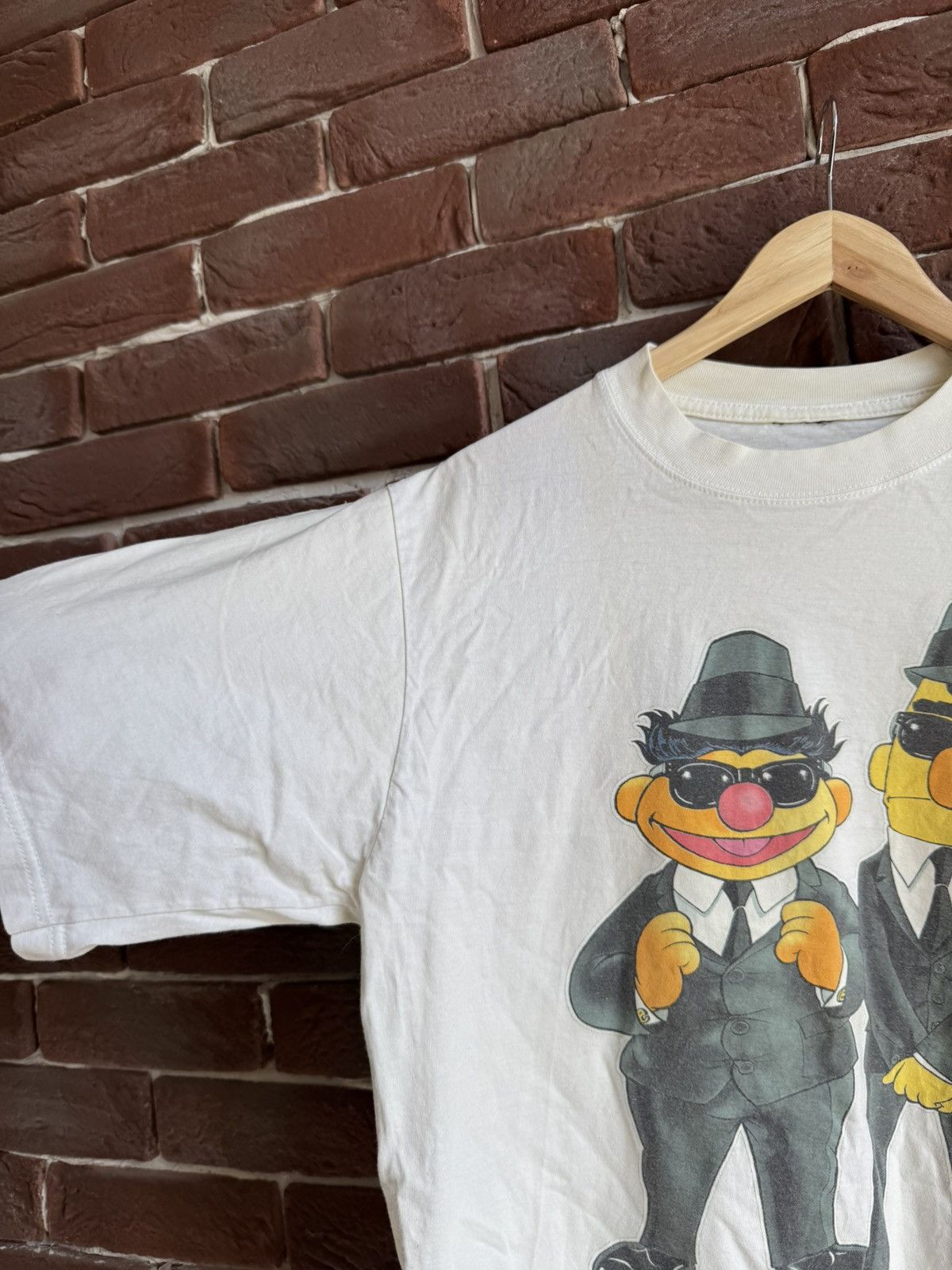 Cartoon Network 90s Vintage Sesame Street Bert Ernie T-shirt Man in Black Size US M / EU 48-50 / 2 - 8 Thumbnail