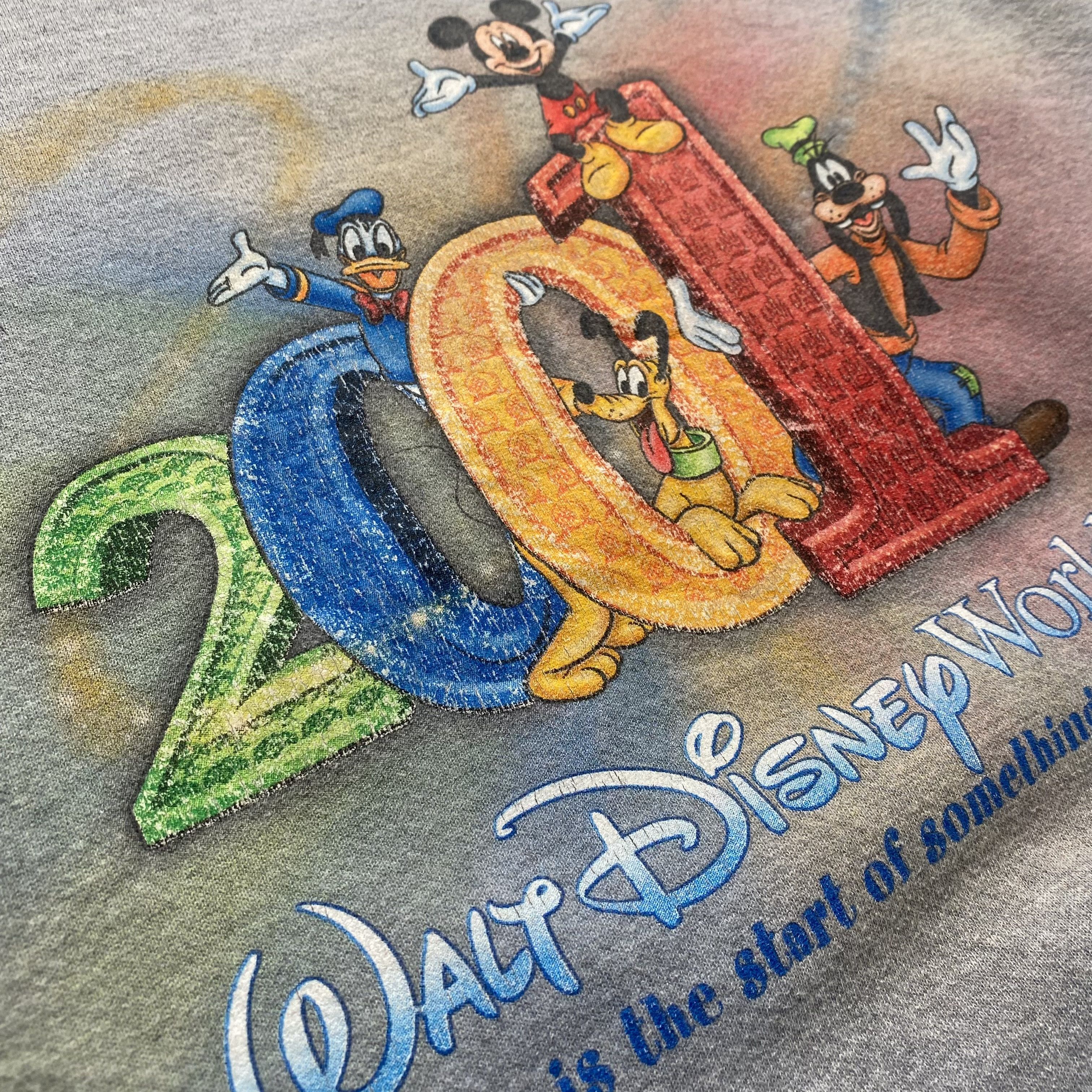 Disney 2001's Walt Disney World Mickey Mouse Sweatshirt Made USA Size US L / EU 52-54 / 3 - 6 Thumbnail