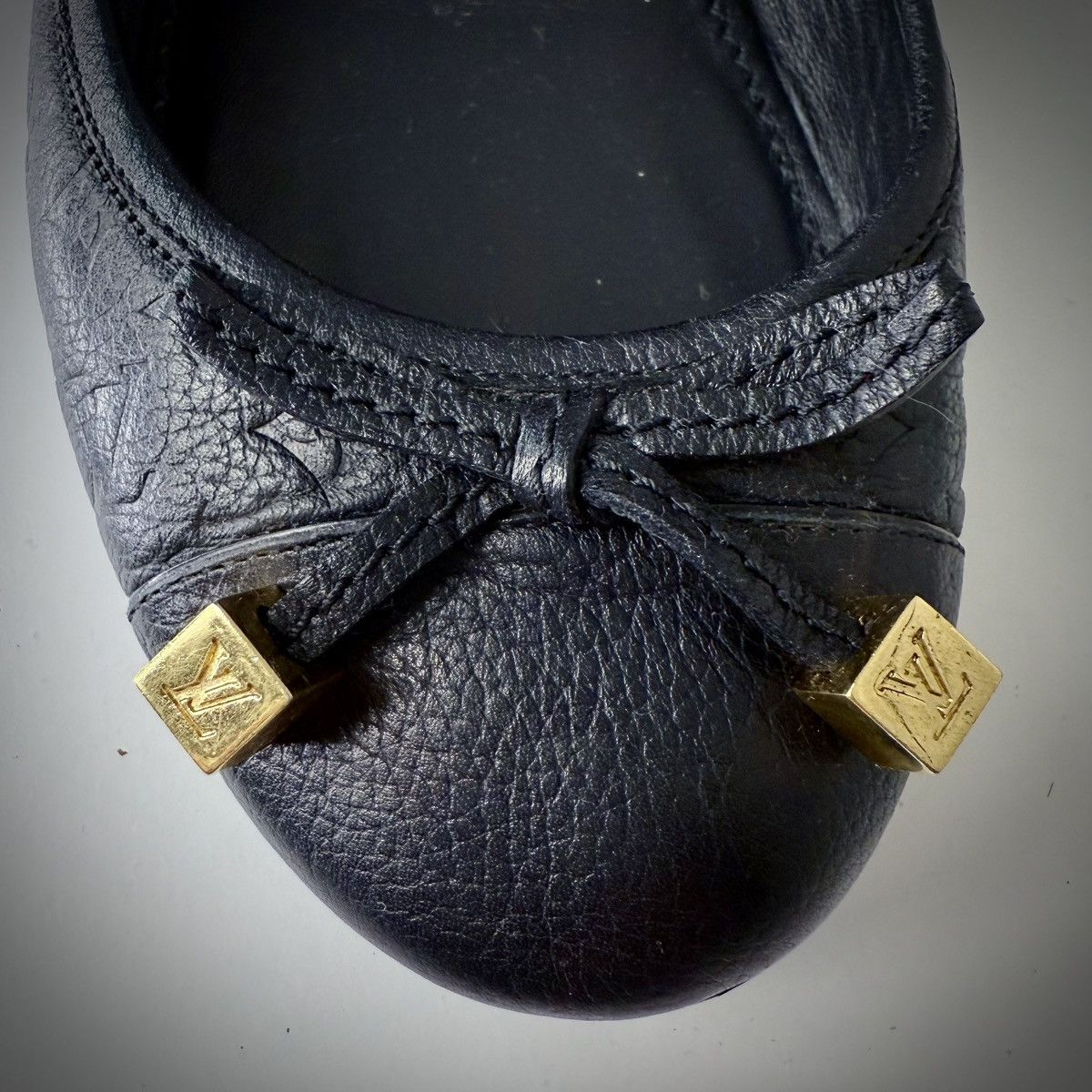 Louis Vuitton Monogram flats 40 Size US 10 / IT 40 - 10 Thumbnail
