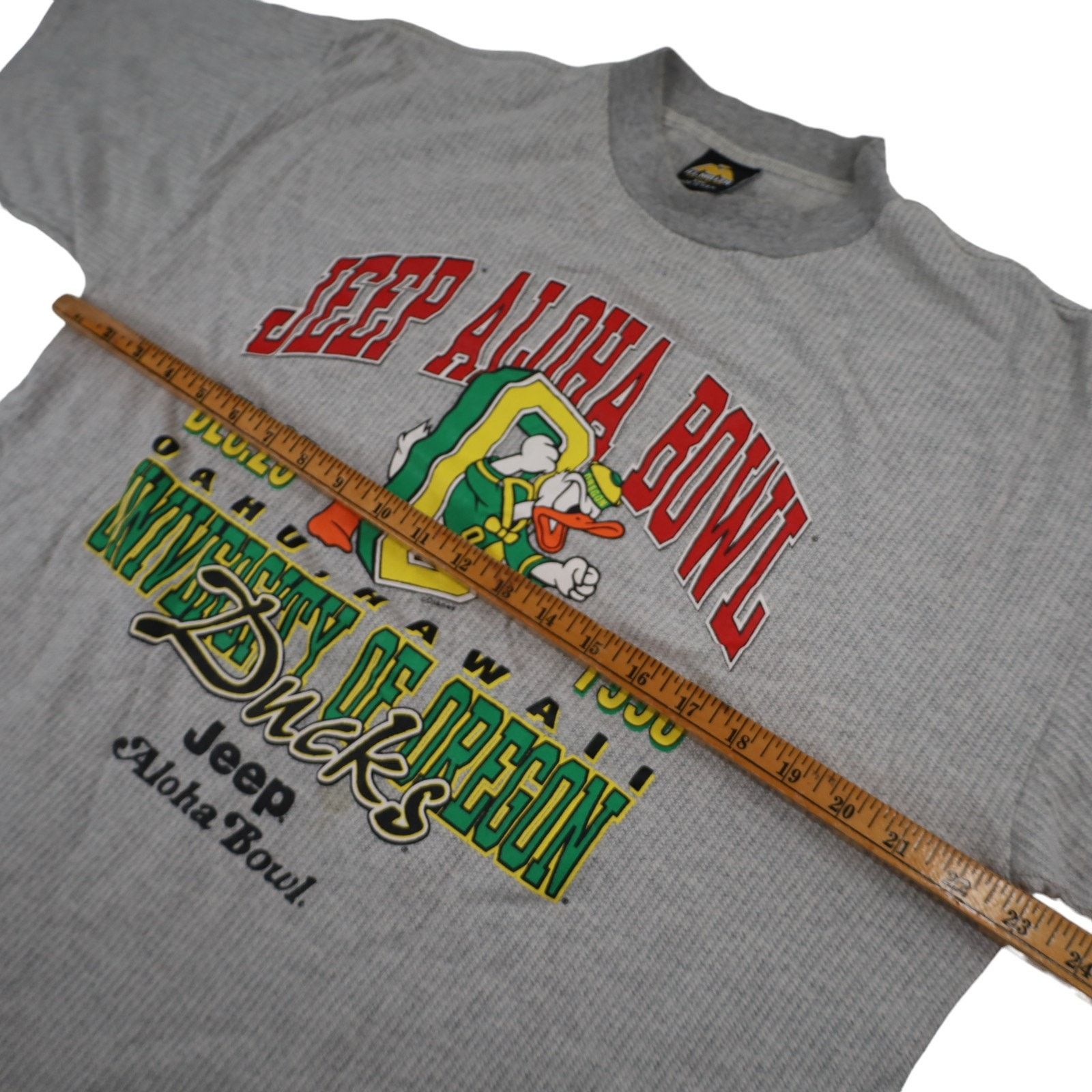 NCAA × Vintage Vintage 1998 University of Oregon Aloha Bowl Graphic T Shirt Size US XXL / EU 58 / 5 - 7 Thumbnail