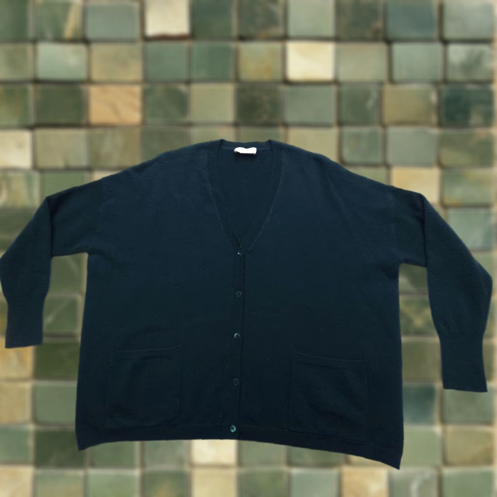 VINTAGE Poles Maison Montagut Cardigan Sweater Women Regular Size M Green Cashmere Knit Long Sleeve V-Neck