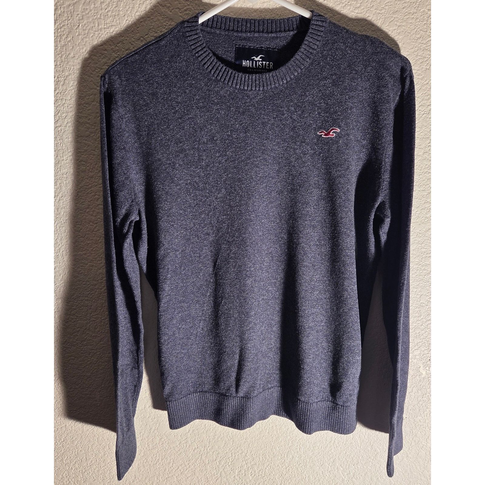 Hollister Men's Hollister Grey Sweater - Size Small - Great Condition! Size US S / EU 44-46 / 1 - 1 Thumbnail