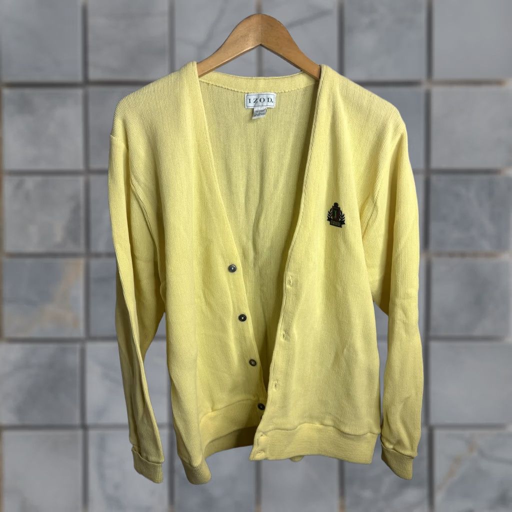 Izod VINTAGE IZOD Cardigan Sweater Mens XL Yellow V Neck Snap Button Crest Logo Preppy Size US XL / EU 56 / 4 - 1 Thumbnail