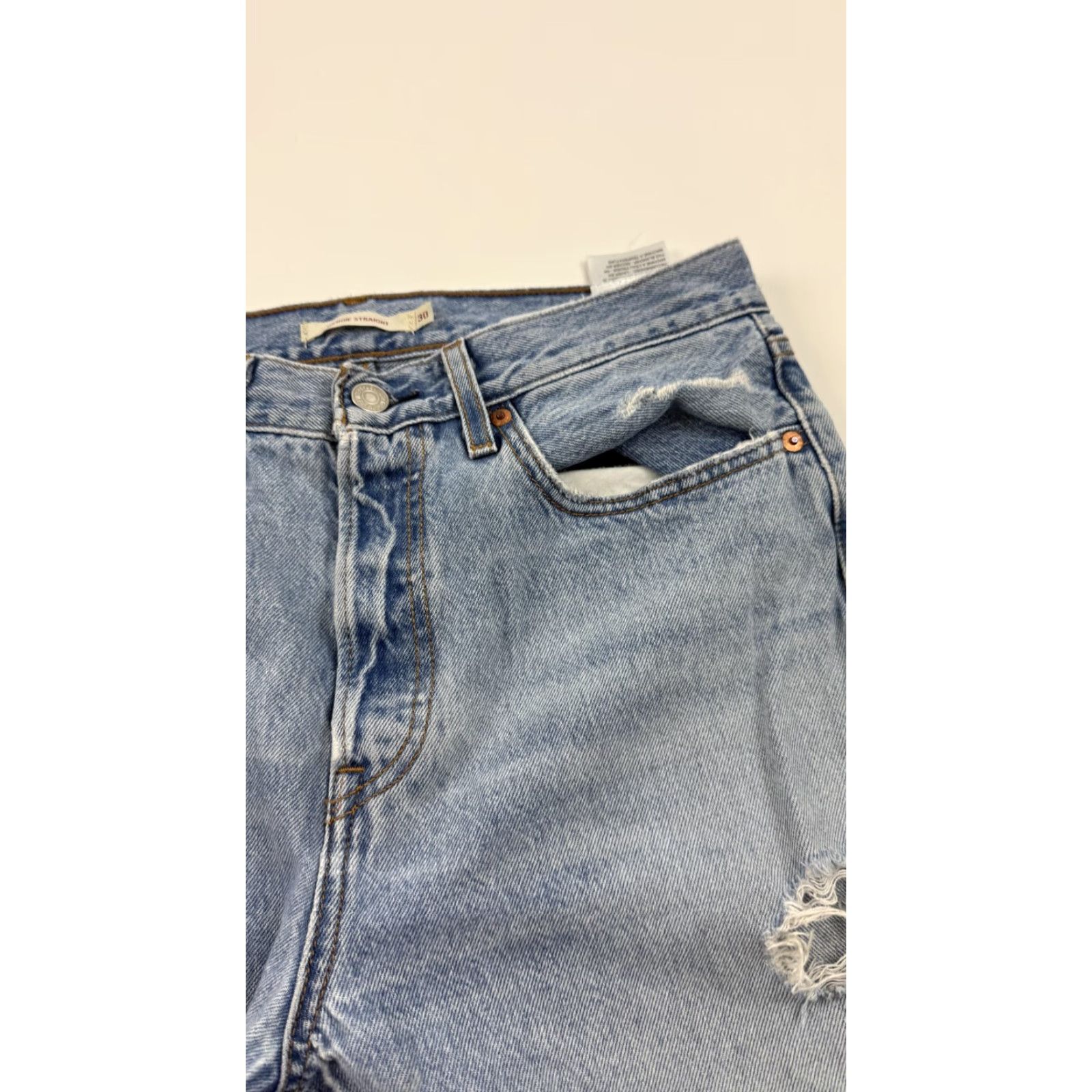 Levi's Levi's Jeans Womens 30 Light Wash Distressed Premium Wedgie Straight Ripped W30 Size 30" / US 8 / IT 44 - 6 Thumbnail