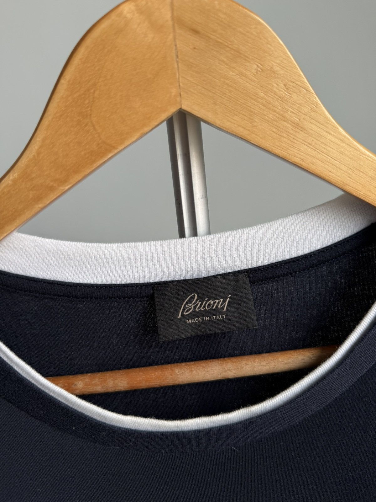 Brioni Brioni Embroidered Logo Cotton T-Shirt Navy Blue Size US L / EU 52-54 / 3 - 12 Thumbnail