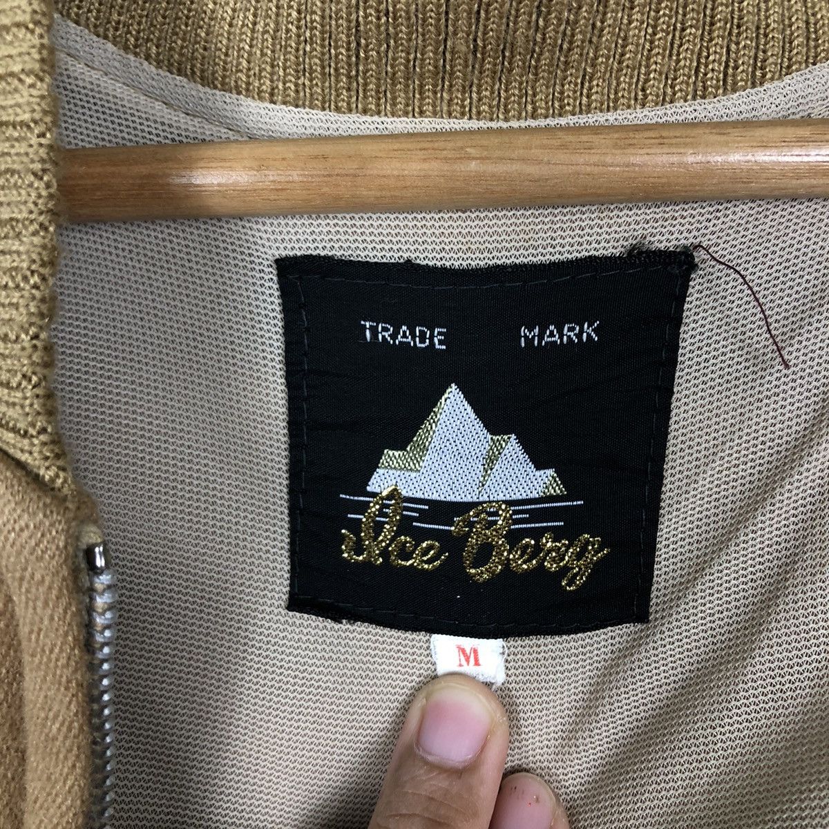 Japanese Brand 🔥90’s Vintage Bomber Jacket Japan Ice Berg Issey Miyake Size US M / EU 48-50 / 2 - 14 Thumbnail