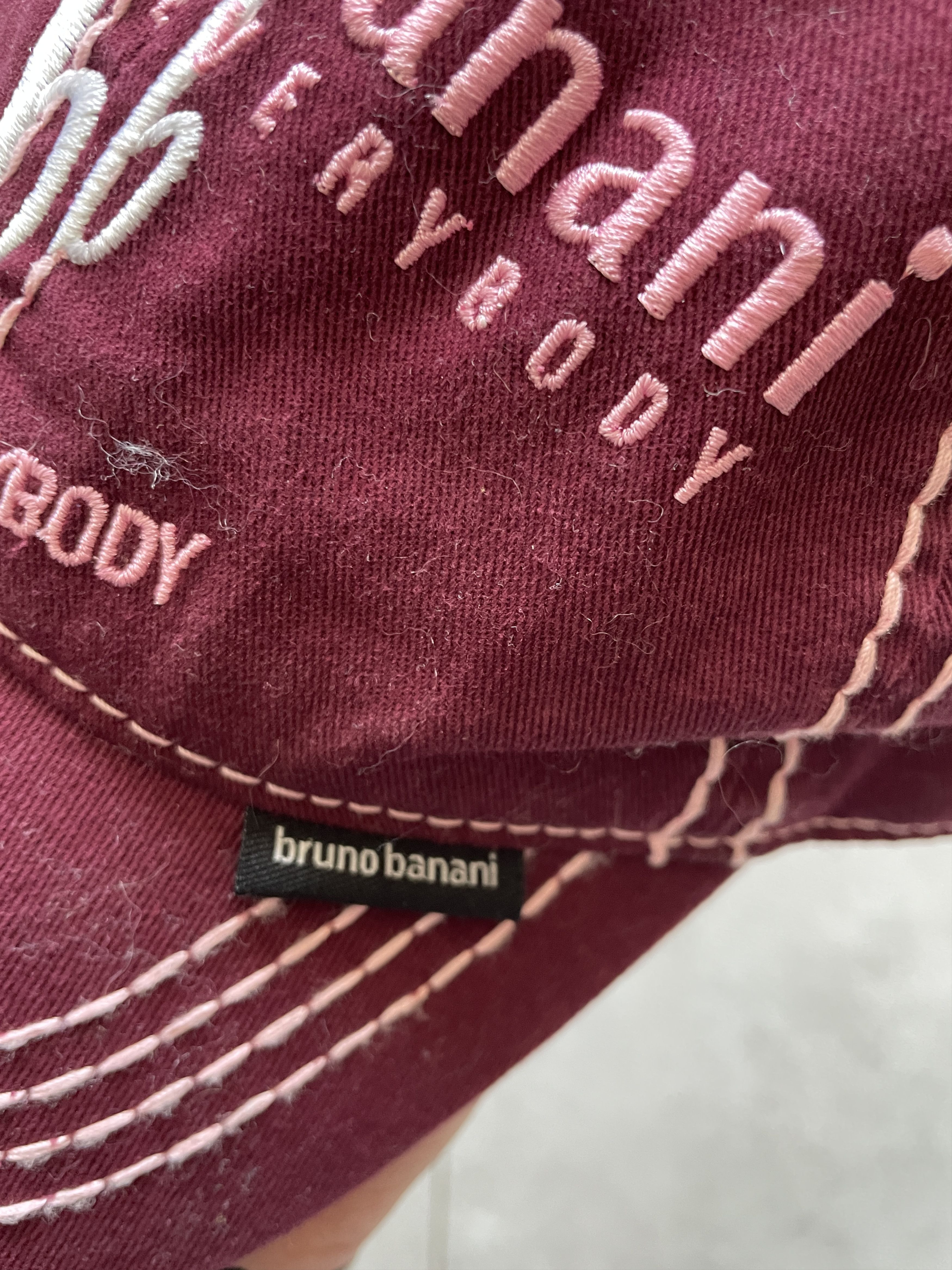 True Religion Y2K TRUE RELIGION TYPE BRUNO BANANI FAT STITCH HAT Size ONE SIZE - 4 Thumbnail