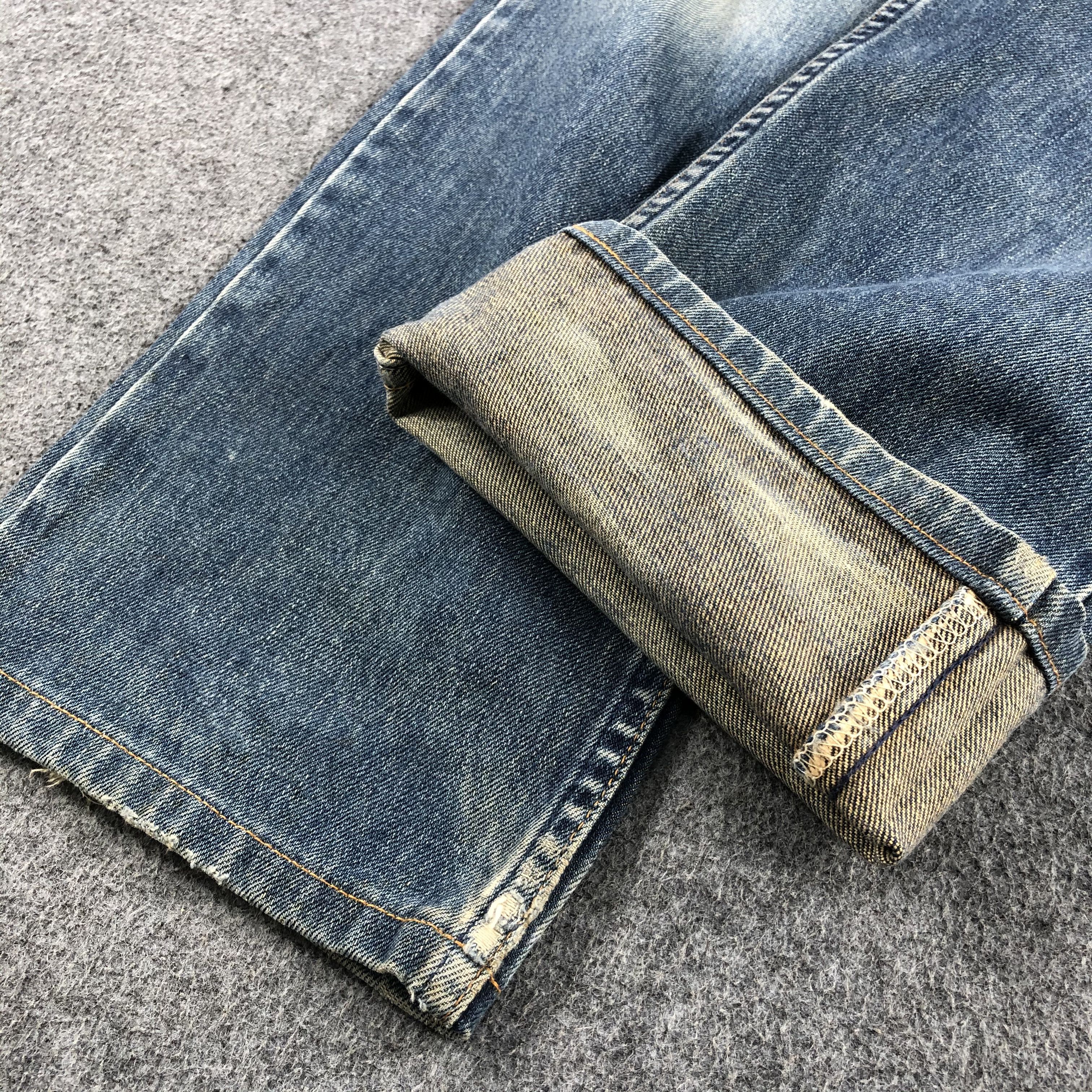 Levi's 90s Vintage Blue Wash Levis 607 Jeans-J1796 Size US 31 - 7 Thumbnail