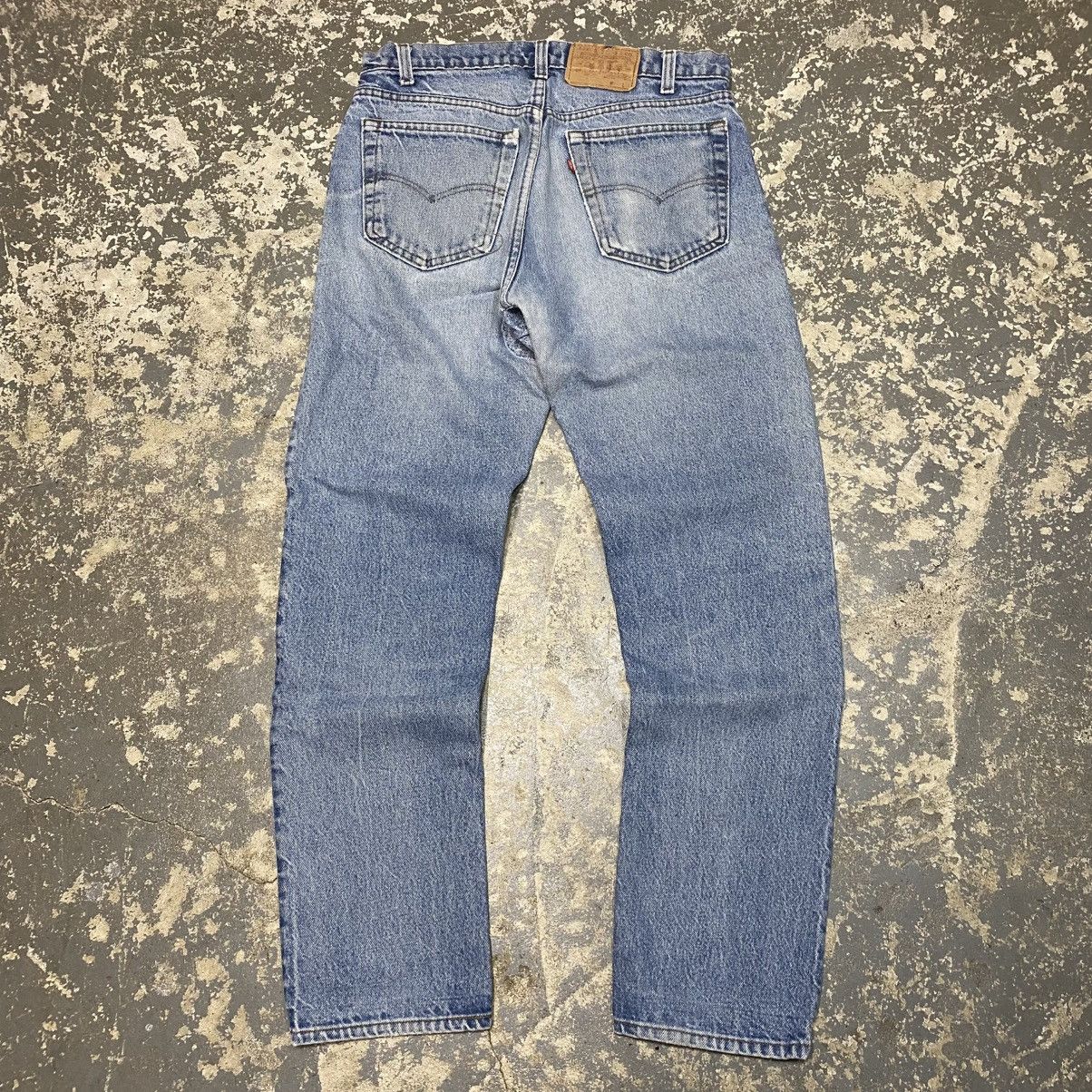 Levi's × Vintage Vintage Levi’s 505 Straight Fit Blue Denim Jeans USA 80s Size US 32 / EU 48 - 1 Thumbnail