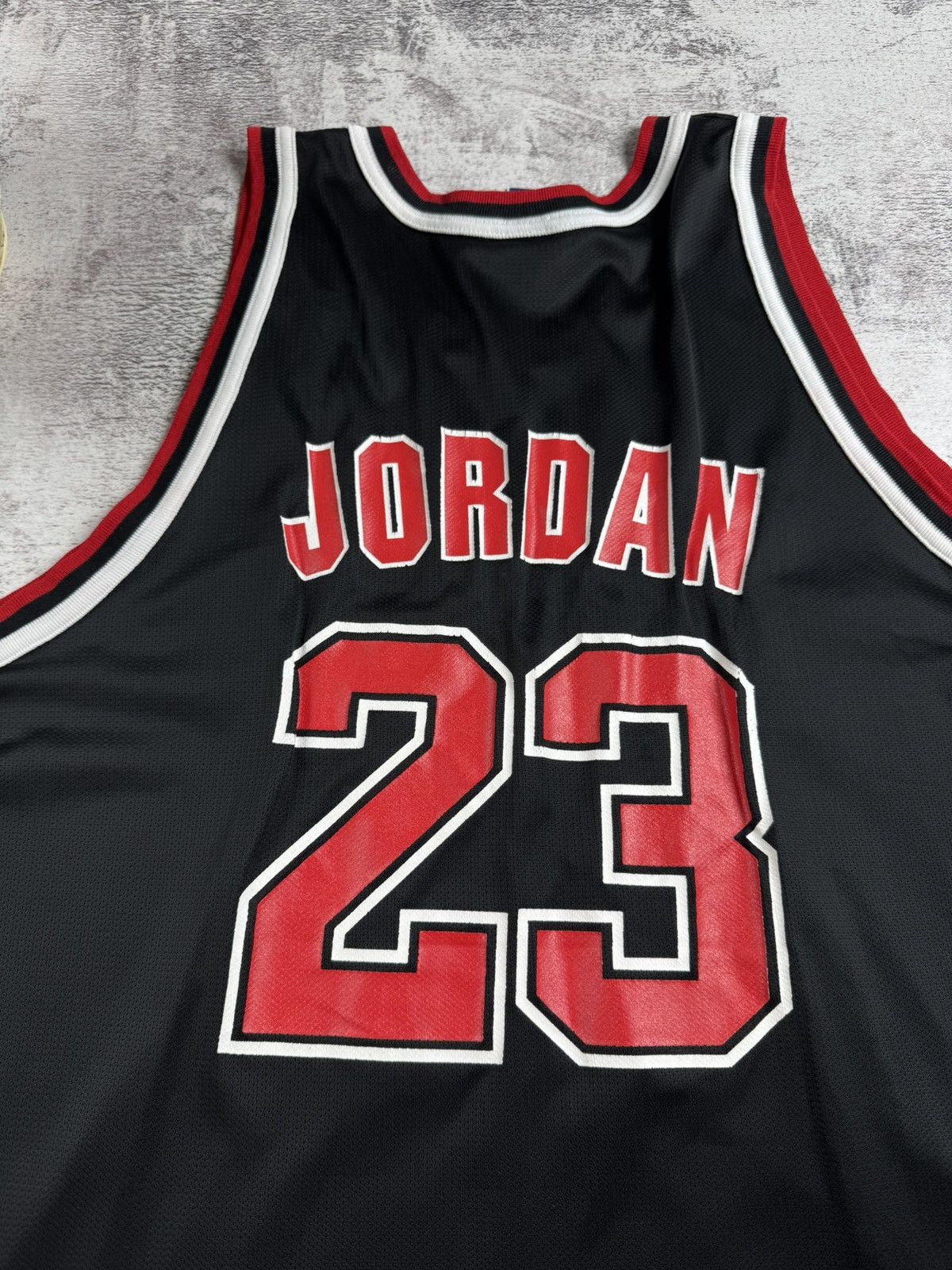 Champion Michael Jordan #23 Chicago Bulls Vintage 90s Champion Black NBA Jersey Size 52 Size US L / EU 52-54 / 3 - 6 Thumbnail