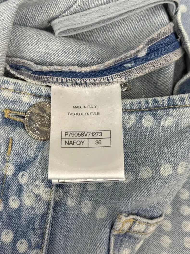 Chanel Chanel 25P Light Blue Denim Jeans . Size US 36 / EU 52 - 5 Thumbnail