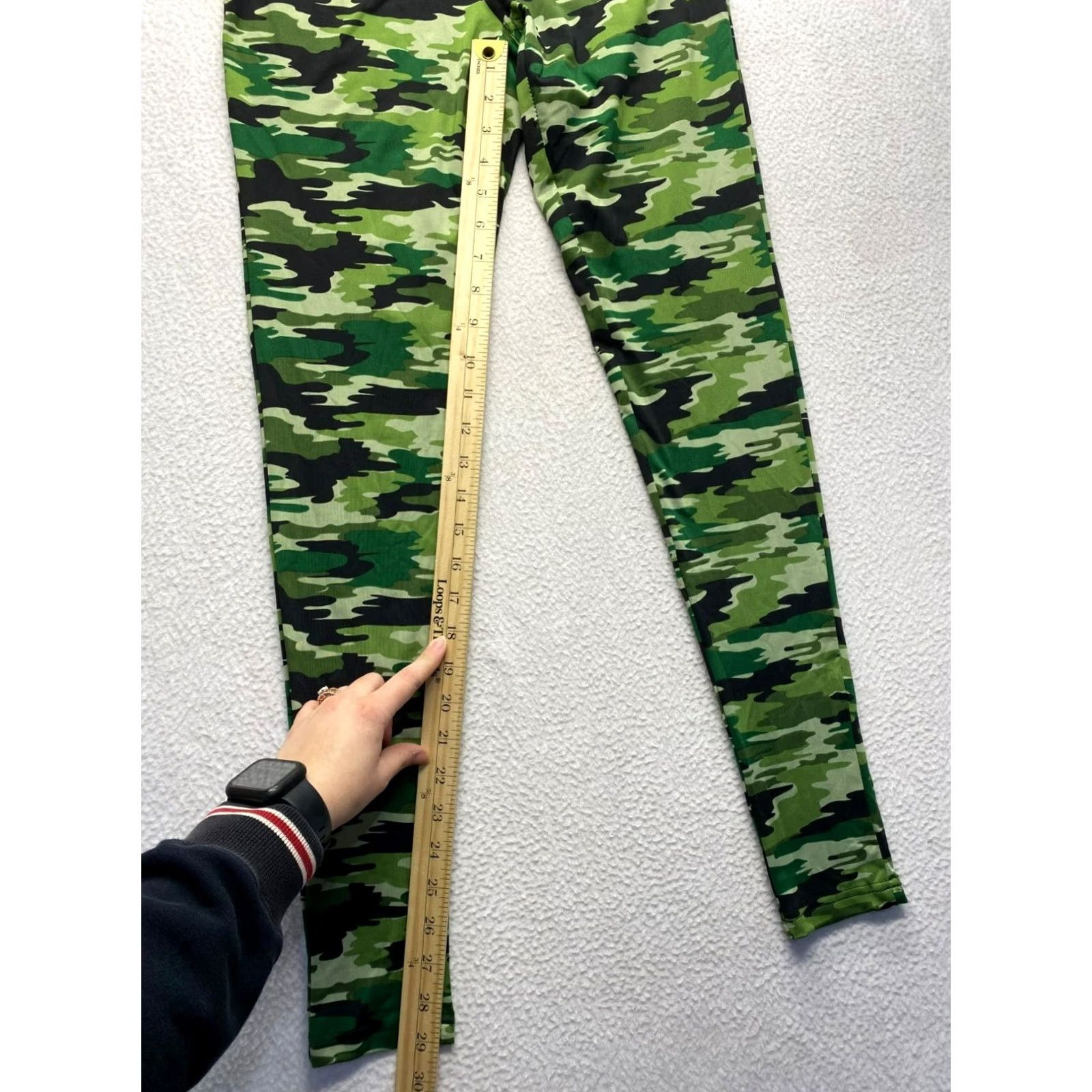 Vintage Womens Leggings Camouflage Print Small Green Polyester Spandex Tipsyelves Ankle Full-length Size 28" / US 6 / IT 42 - 6 Thumbnail