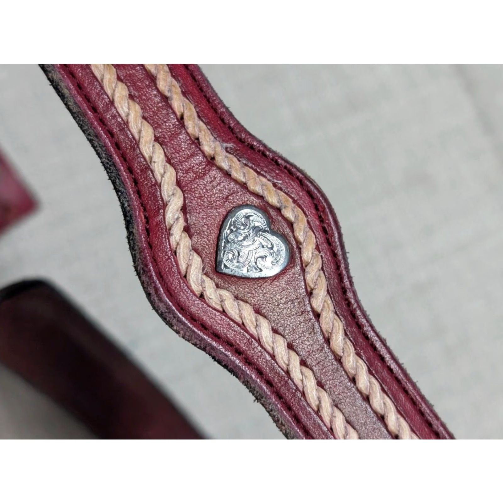 Vintage VINTAGE HANDCRAFTED belt Western belt Women 28 Red Heart Snakeskin Inlay Cowhide Leather 1-1/2" Rodeo Concho Belt Size ONE SIZE - 7 Thumbnail