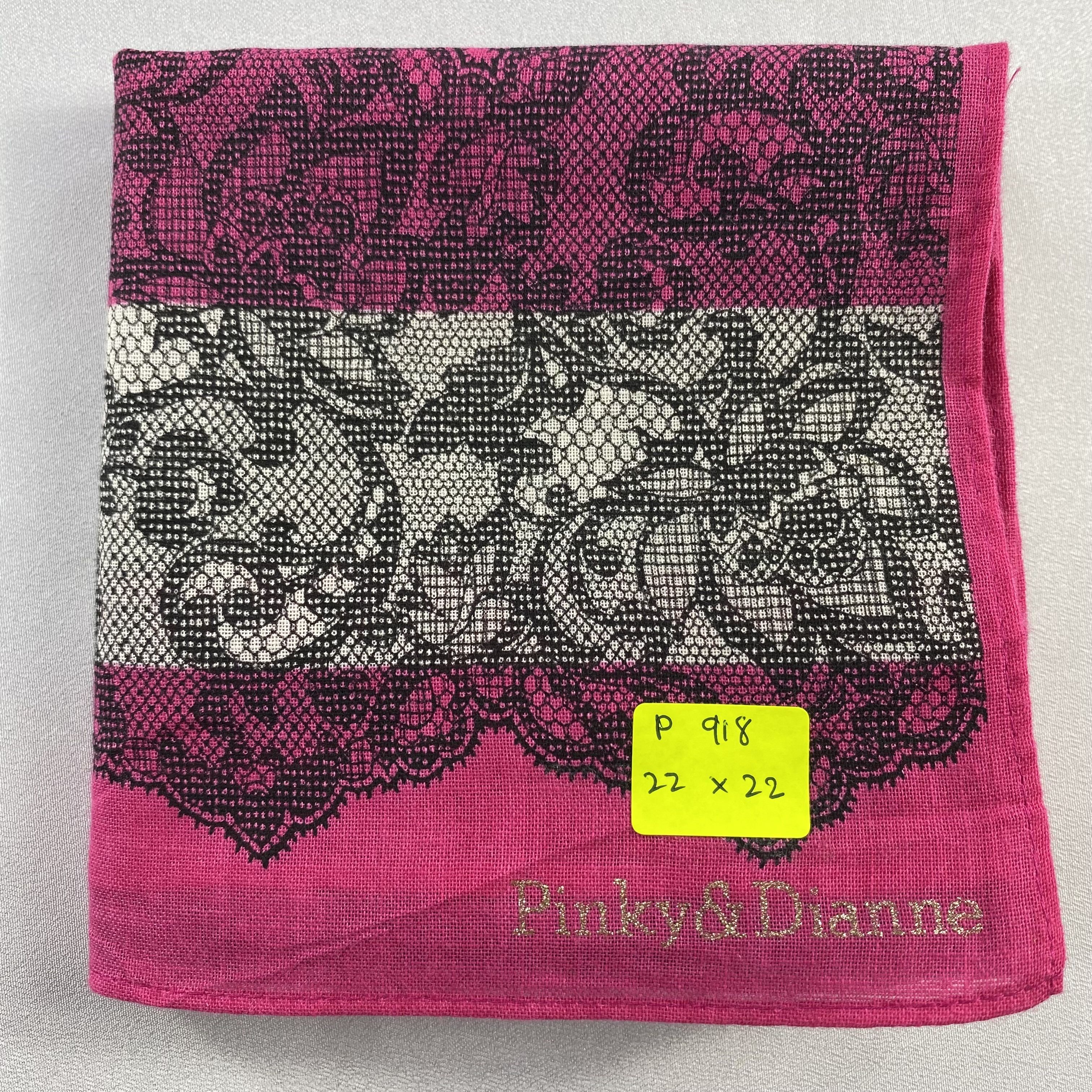Vintage Pinky & Dianne Neckerchief / Bandana / Handkerchief-P918 Size ONE SIZE - 5 Thumbnail