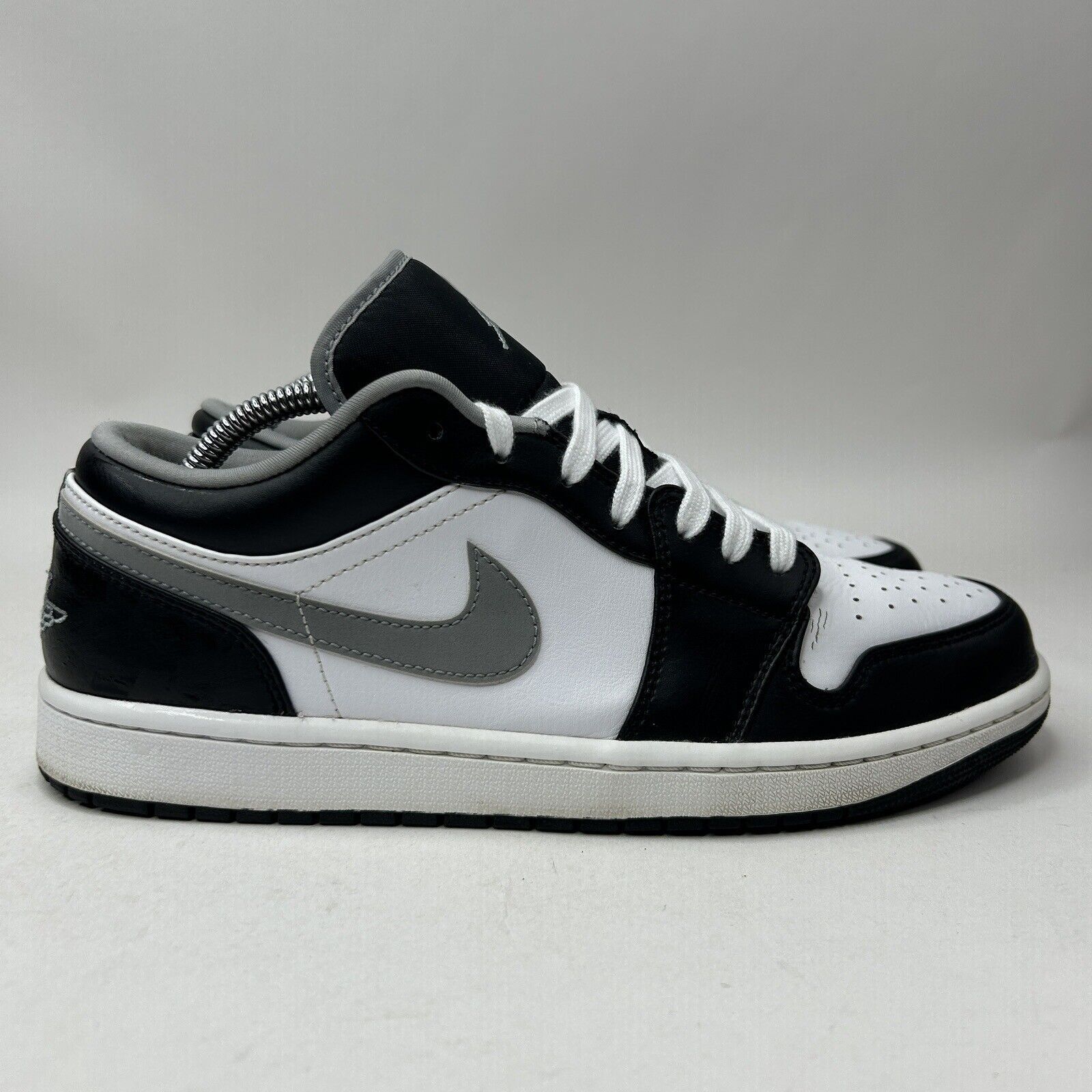 Nike Nike Air Jordan 1 Retro Low “White Black Medium Grey” 2023 Size US 10.5 / EU 43-44 - 5 Thumbnail