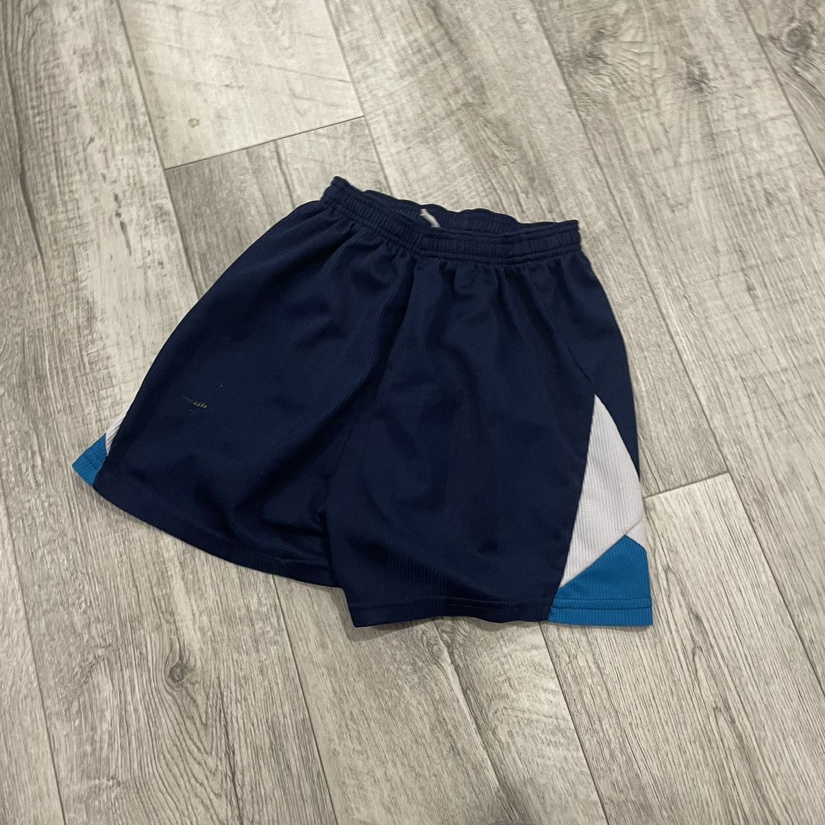 Umbro × Vintage Vintage 90s Umbro England Soccer Shorts Football Club jersey Size US 26 / EU 42 - 5 Thumbnail