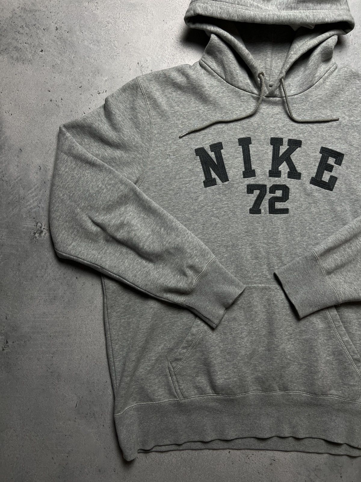 Nike Hoodie Nike Vintage center logo swoosh hype fit Travis Style Size US XL / EU 56 / 4 - 5 Thumbnail